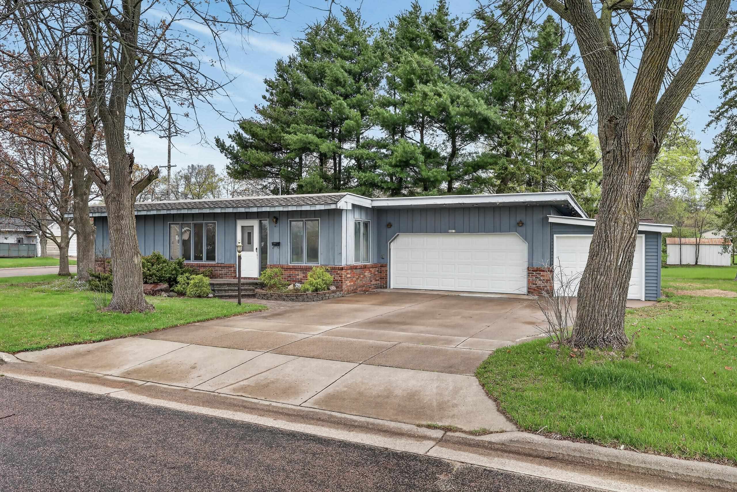 2011 OAK STREET, Wisconsin Rapids, Wisconsin 54494, 3 Bedrooms Bedrooms, ,1 BathroomBathrooms,Residential,For Sale,2011 OAK STREET,22601690