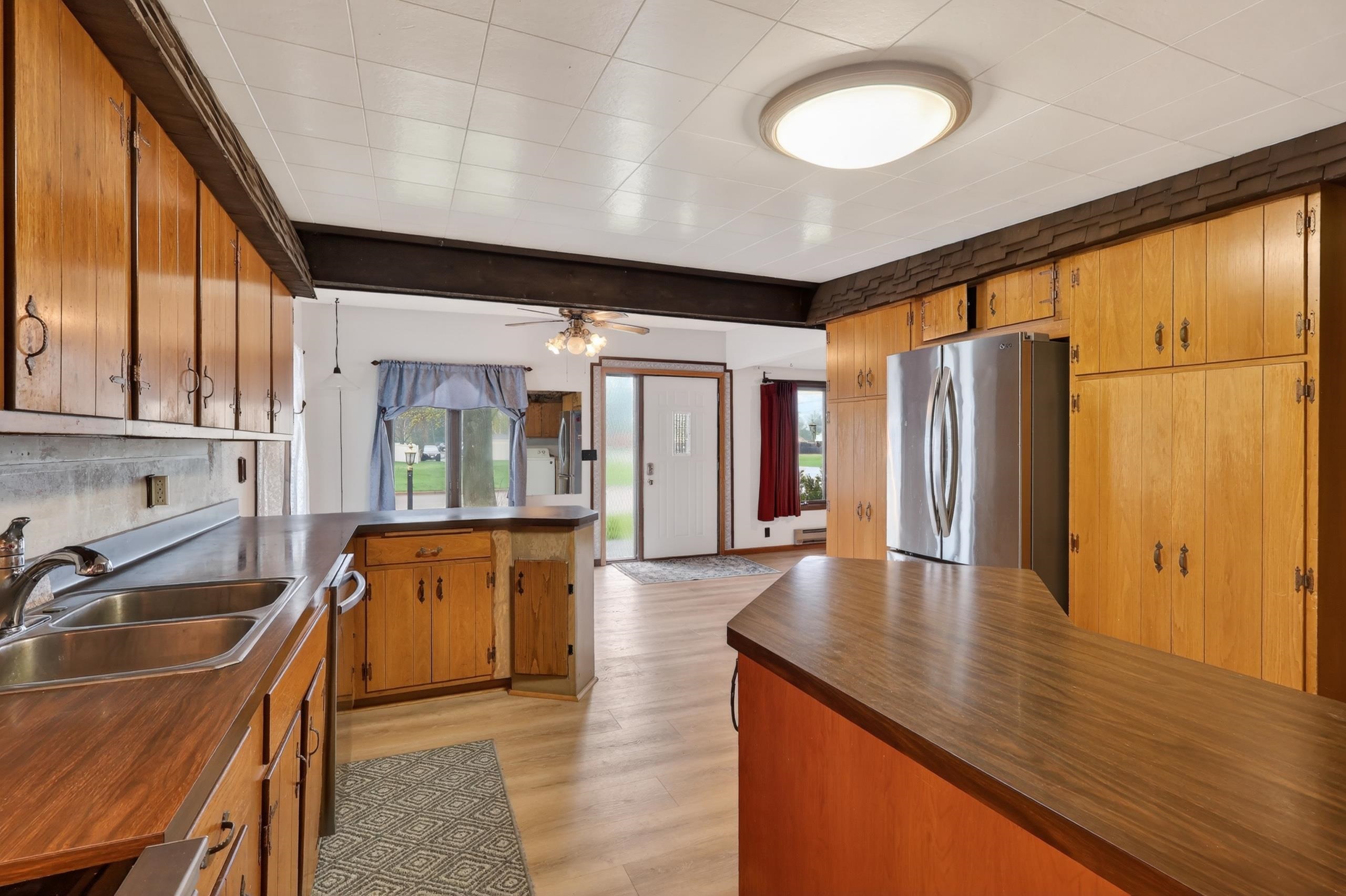 2011 OAK STREET, Wisconsin Rapids, Wisconsin 54494, 3 Bedrooms Bedrooms, ,1 BathroomBathrooms,Residential,For Sale,2011 OAK STREET,22601690