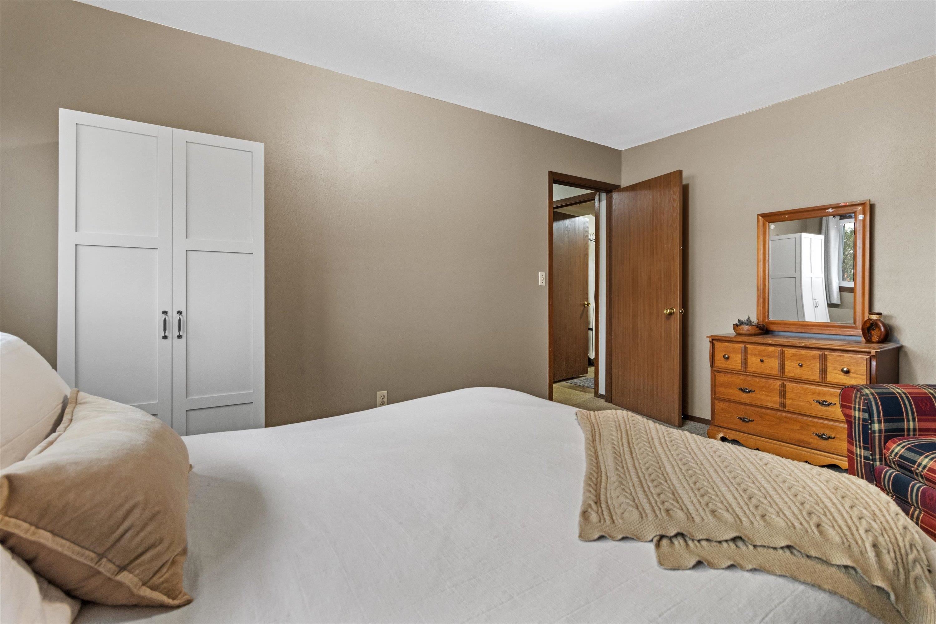 6007 JESSICA STREET, Weston, Wisconsin 54476, 3 Bedrooms Bedrooms, 4 Rooms Rooms,1 BathroomBathrooms,Residential,For Sale,6007 JESSICA STREET,22601693