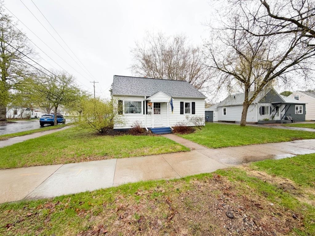 1023 N 8TH AVENUE, Wausau, Wisconsin 54401, 3 Bedrooms Bedrooms, ,1 BathroomBathrooms,Residential,For Sale,1023 N 8TH AVENUE,22601694