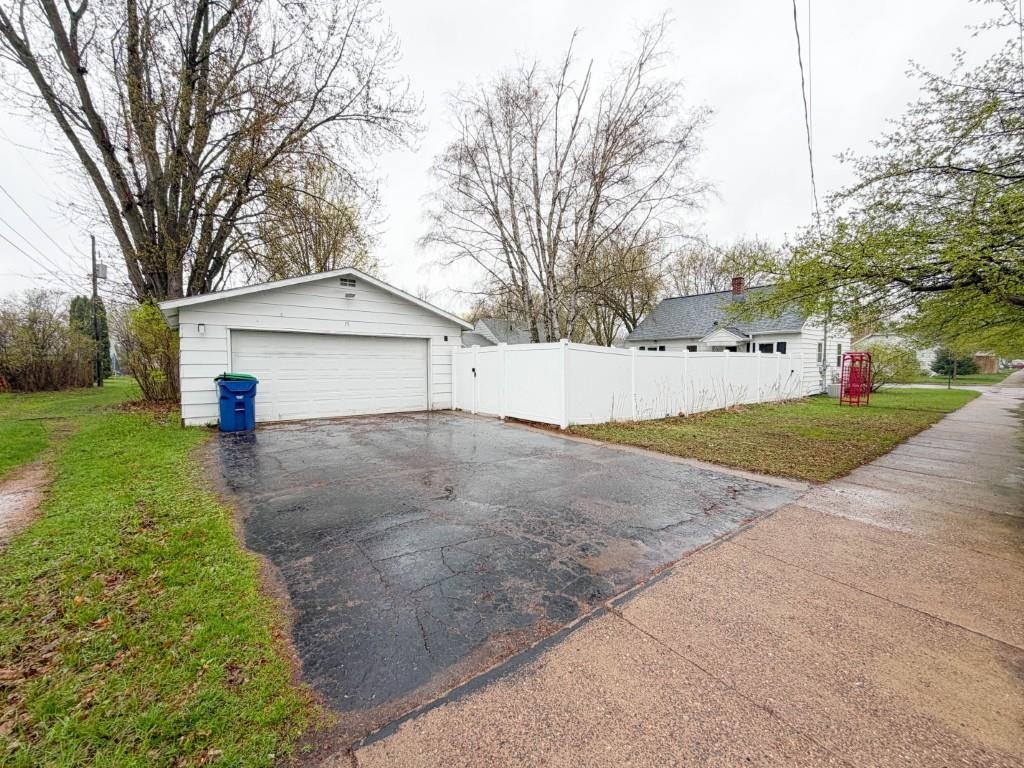 1023 N 8TH AVENUE, Wausau, Wisconsin 54401, 3 Bedrooms Bedrooms, ,1 BathroomBathrooms,Residential,For Sale,1023 N 8TH AVENUE,22601694