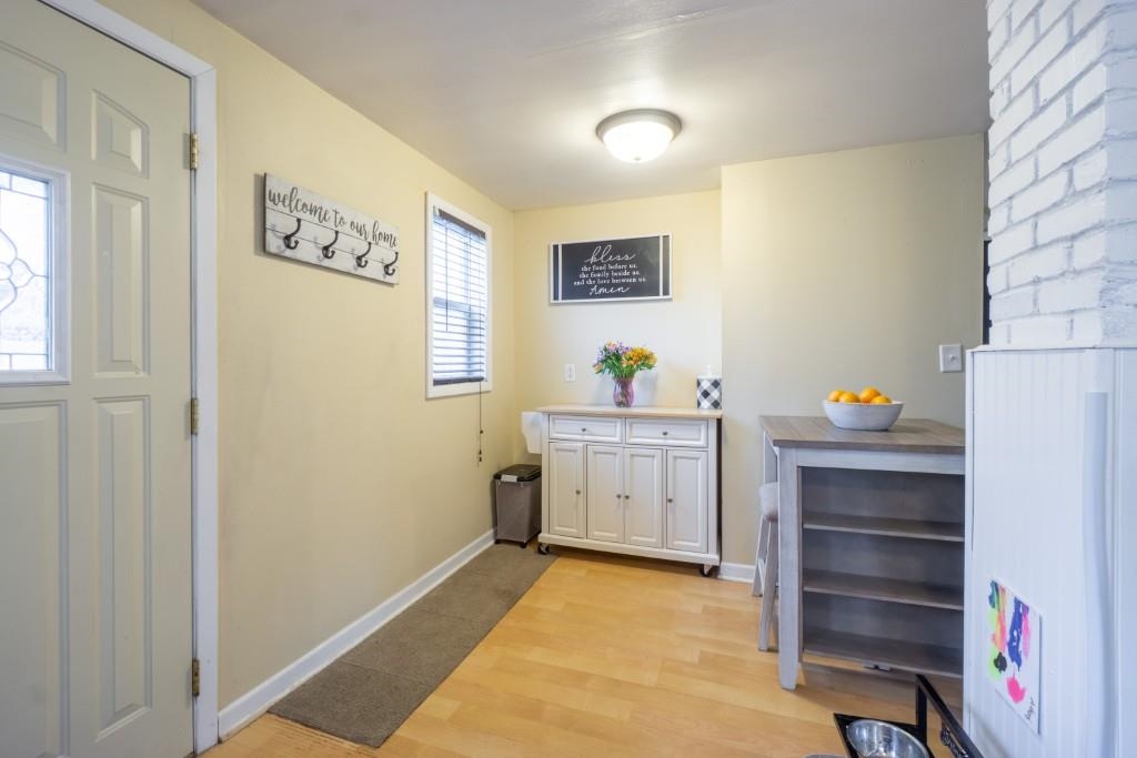 1023 N 8TH AVENUE, Wausau, Wisconsin 54401, 3 Bedrooms Bedrooms, ,1 BathroomBathrooms,Residential,For Sale,1023 N 8TH AVENUE,22601694