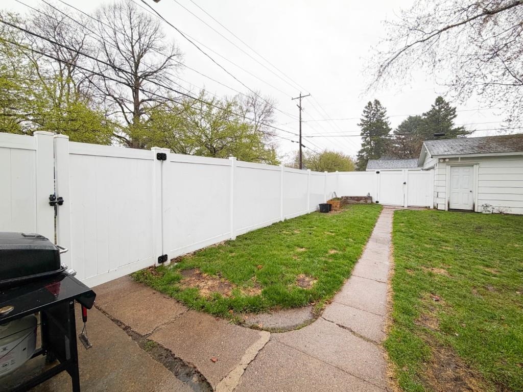 1023 N 8TH AVENUE, Wausau, Wisconsin 54401, 3 Bedrooms Bedrooms, ,1 BathroomBathrooms,Residential,For Sale,1023 N 8TH AVENUE,22601694