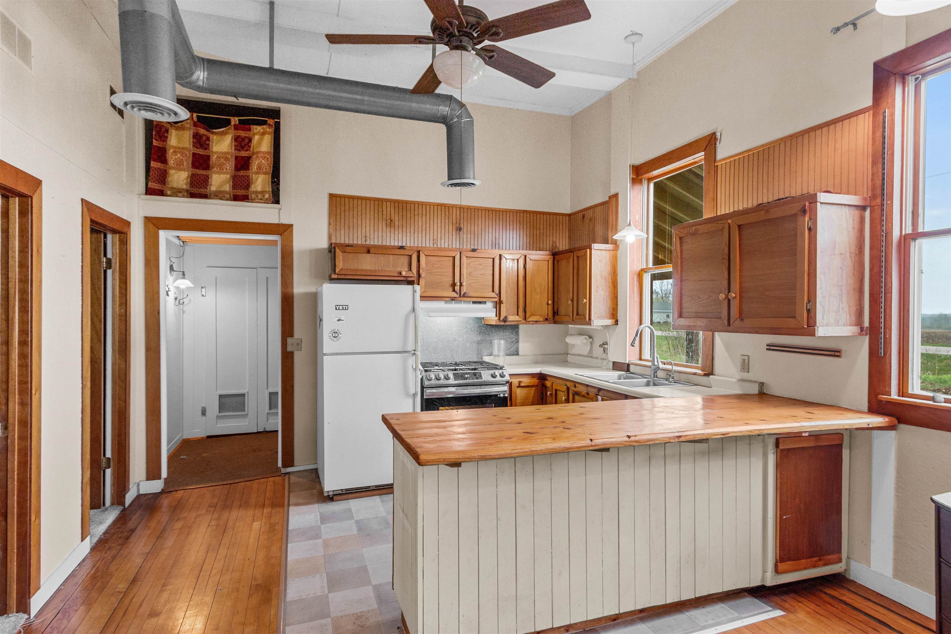 2596 COUNTY ROAD M, Stevens Point, Wisconsin 54481, 2 Bedrooms Bedrooms, ,1 BathroomBathrooms,Residential,For Sale,2596 COUNTY ROAD M,22601698