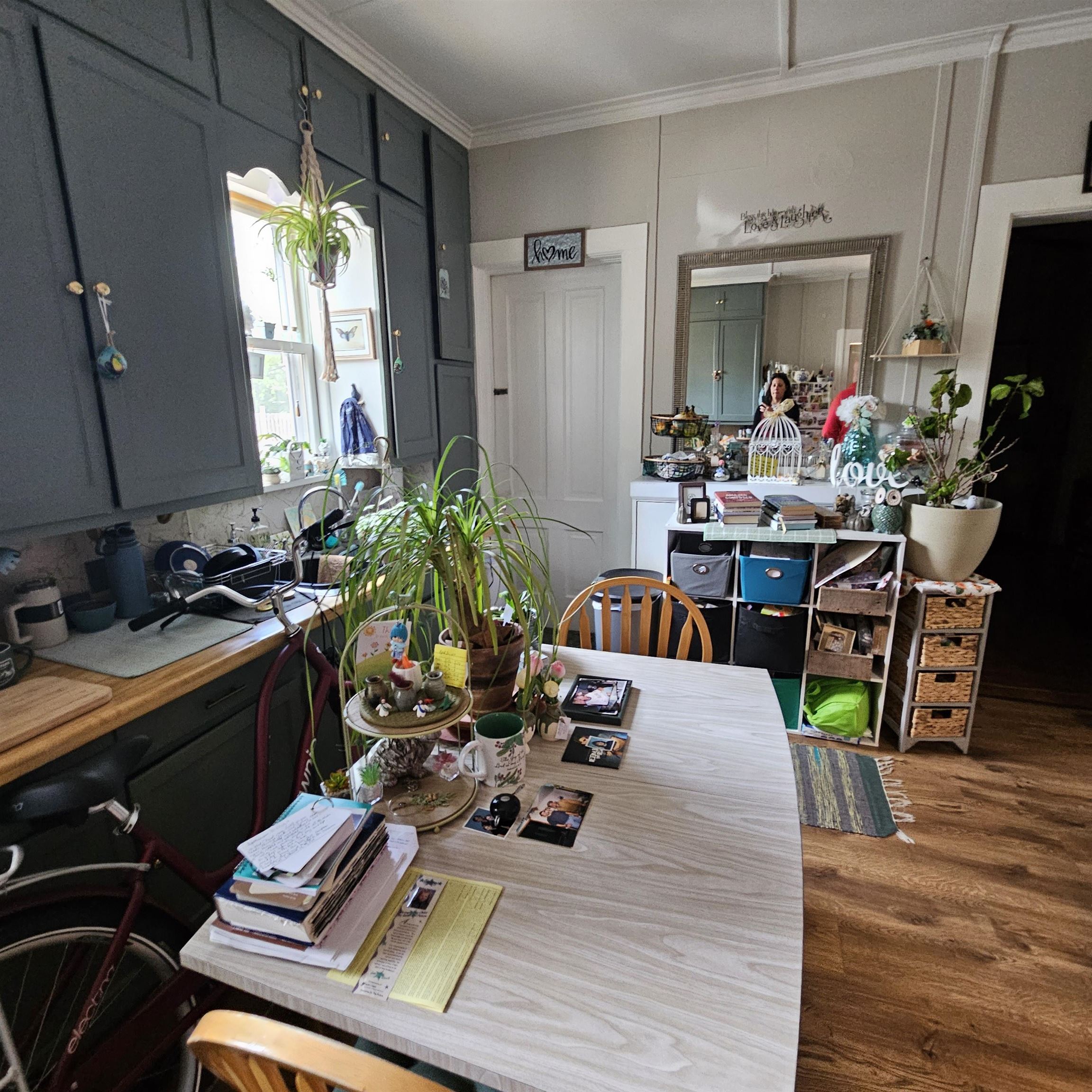2017 MAIN STREET, Stevens Point, Wisconsin 54467, 1 Bedroom Bedrooms, 4 Rooms Rooms,1 BathroomBathrooms,Multi-family,For Sale,2017 MAIN STREET,22601708