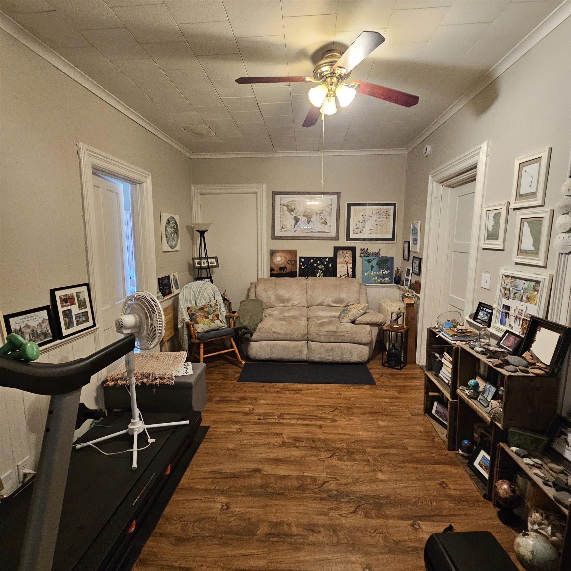 2017 MAIN STREET, Stevens Point, Wisconsin 54467, 1 Bedroom Bedrooms, 4 Rooms Rooms,1 BathroomBathrooms,Multi-family,For Sale,2017 MAIN STREET,22601708