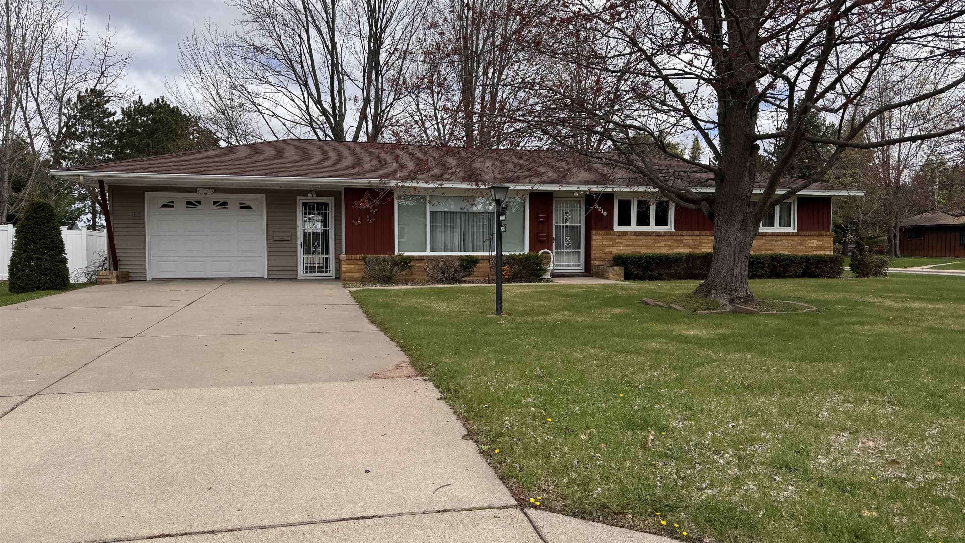 3210 NORMA AVENUE, Weston, Wisconsin 54476, 3 Bedrooms Bedrooms, ,2 BathroomsBathrooms,Residential,For Sale,3210 NORMA AVENUE,22601709