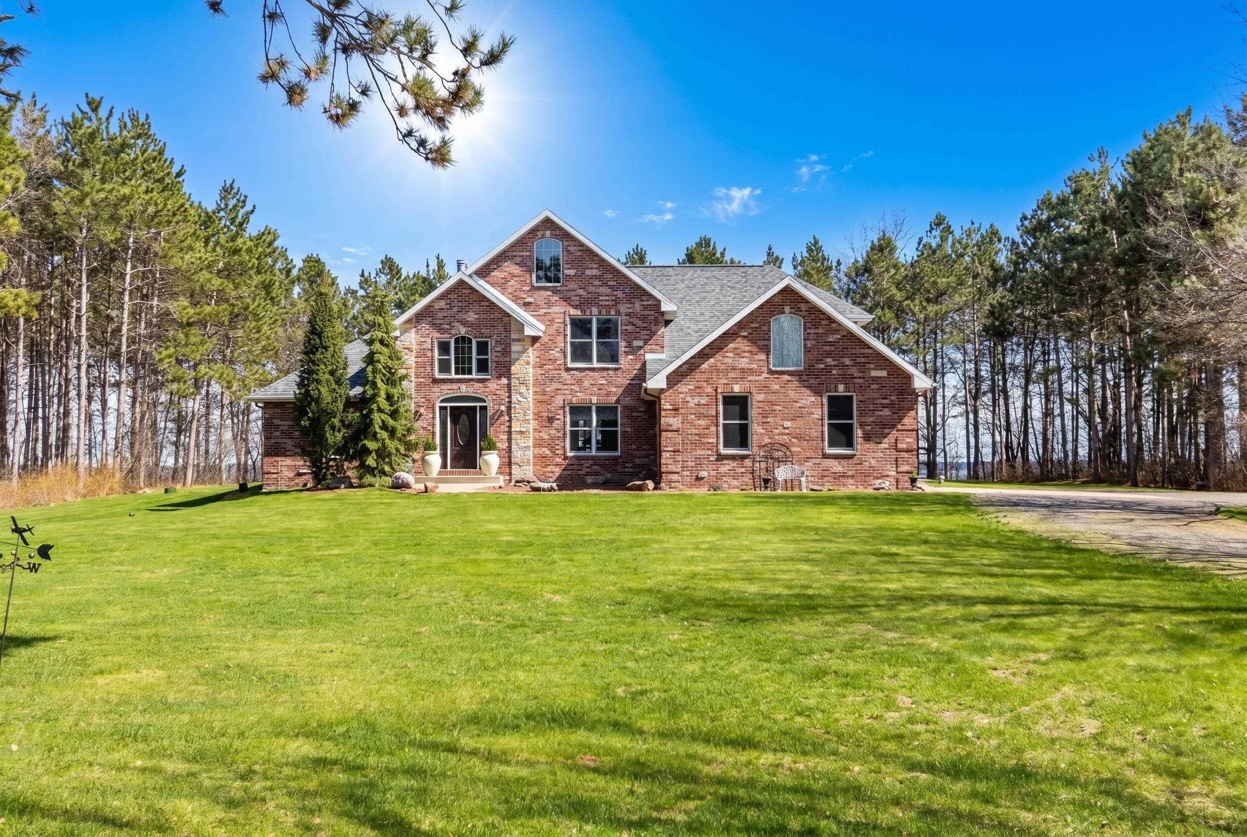 N14478 CLEARVIEW ROAD, Necedah, Wisconsin 54646, 4 Bedrooms Bedrooms, ,3 BathroomsBathrooms,Residential,For Sale,N14478 CLEARVIEW ROAD,22601710