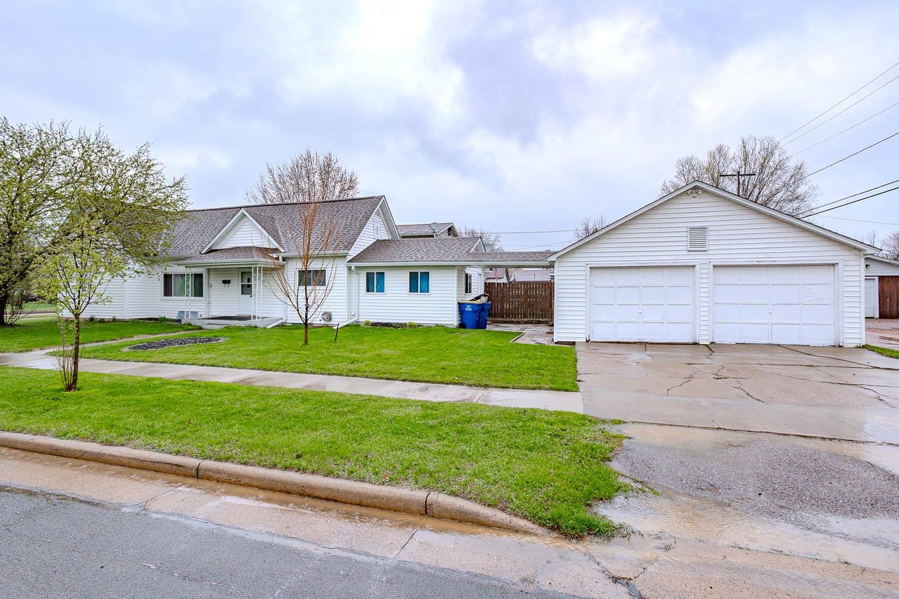701 N COTTAGE STREET, Merrill, Wisconsin 54452, 2 Bedrooms Bedrooms, ,1 BathroomBathrooms,Residential,For Sale,701 N COTTAGE STREET,22601712