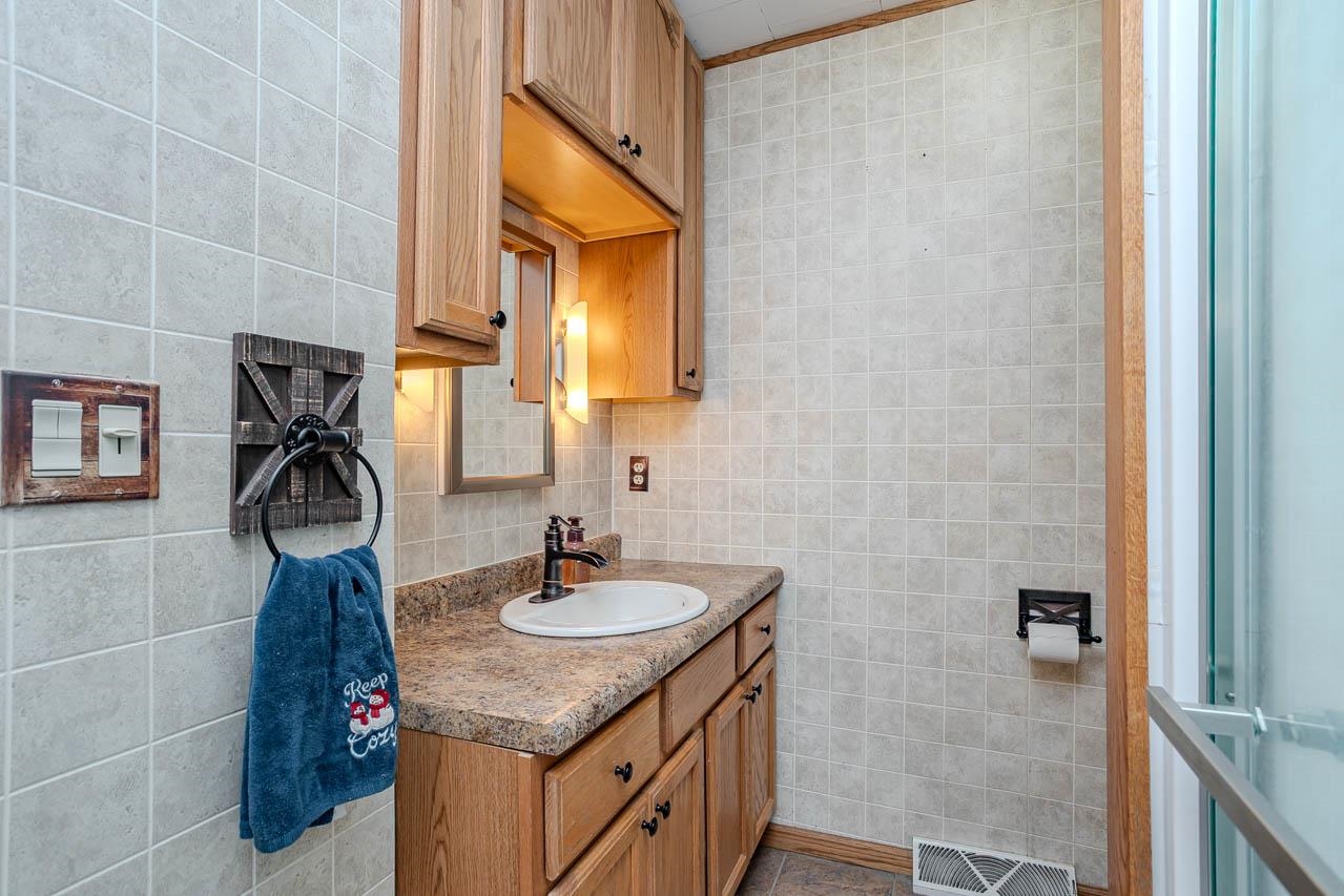 701 N COTTAGE STREET, Merrill, Wisconsin 54452, 2 Bedrooms Bedrooms, ,1 BathroomBathrooms,Residential,For Sale,701 N COTTAGE STREET,22601712