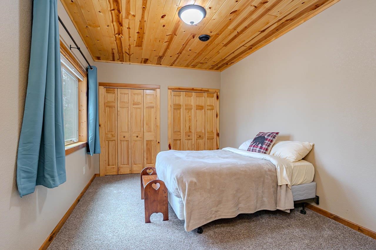 4387 DOUBLE OAKS TRAIL, Rhinelander, Wisconsin 54501, 4 Bedrooms Bedrooms, ,3 BathroomsBathrooms,Residential,For Sale,4387 DOUBLE OAKS TRAIL,22601714