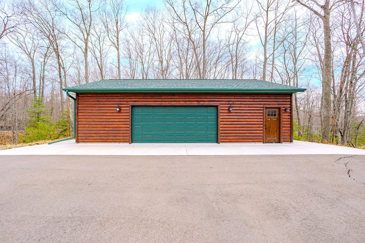 4387 DOUBLE OAKS TRAIL, Rhinelander, Wisconsin 54501, 4 Bedrooms Bedrooms, ,3 BathroomsBathrooms,Residential,For Sale,4387 DOUBLE OAKS TRAIL,22601714