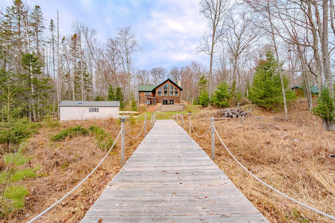 4387 DOUBLE OAKS TRAIL, Rhinelander, Wisconsin 54501, 4 Bedrooms Bedrooms, ,3 BathroomsBathrooms,Residential,For Sale,4387 DOUBLE OAKS TRAIL,22601714