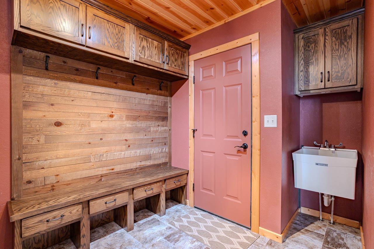4387 DOUBLE OAKS TRAIL, Rhinelander, Wisconsin 54501, 4 Bedrooms Bedrooms, ,3 BathroomsBathrooms,Residential,For Sale,4387 DOUBLE OAKS TRAIL,22601714