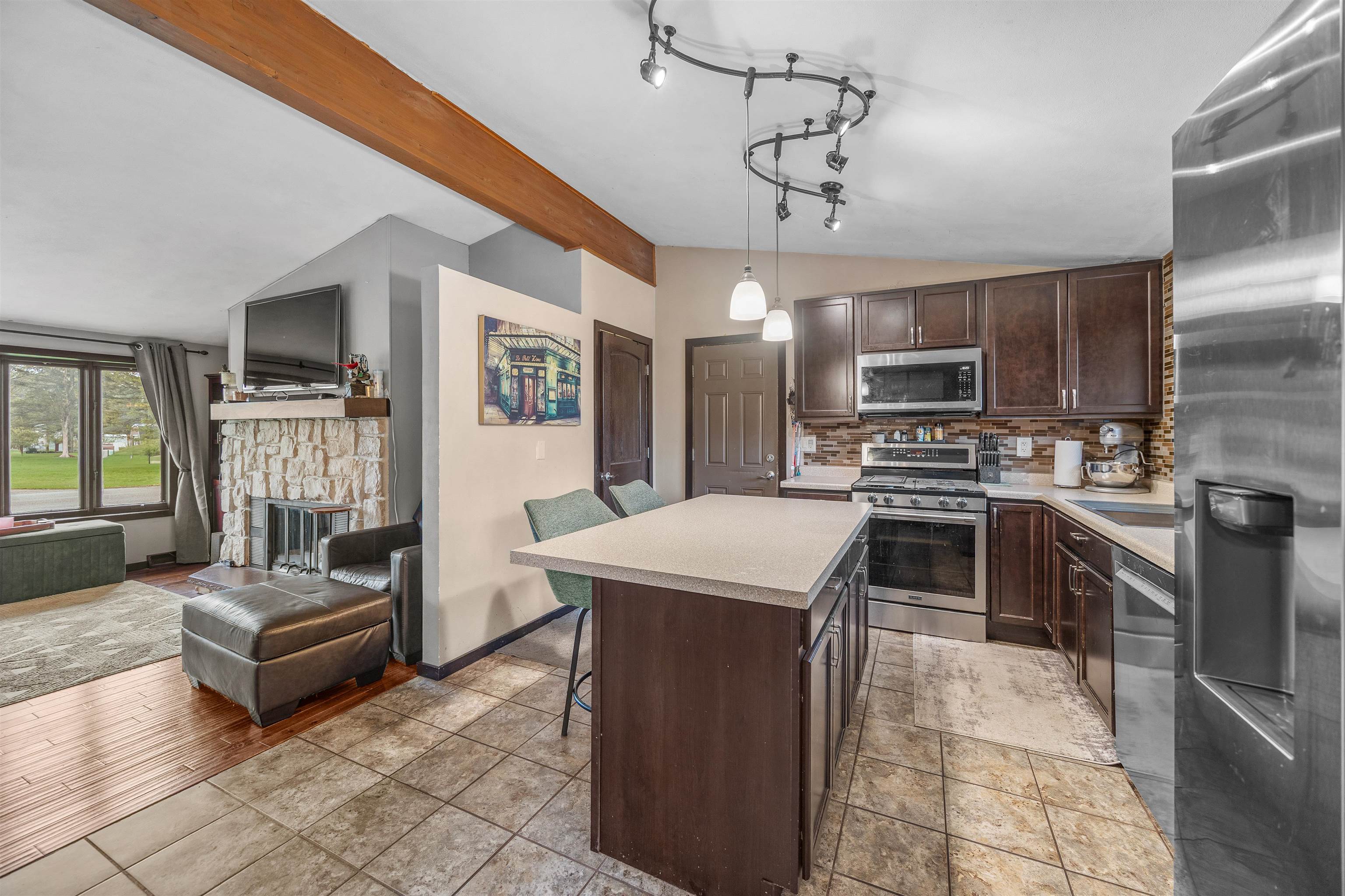 2430 MEADOW LANE, Plover, Wisconsin 54467, 3 Bedrooms Bedrooms, ,2 BathroomsBathrooms,Residential,For Sale,2430 MEADOW LANE,22601715
