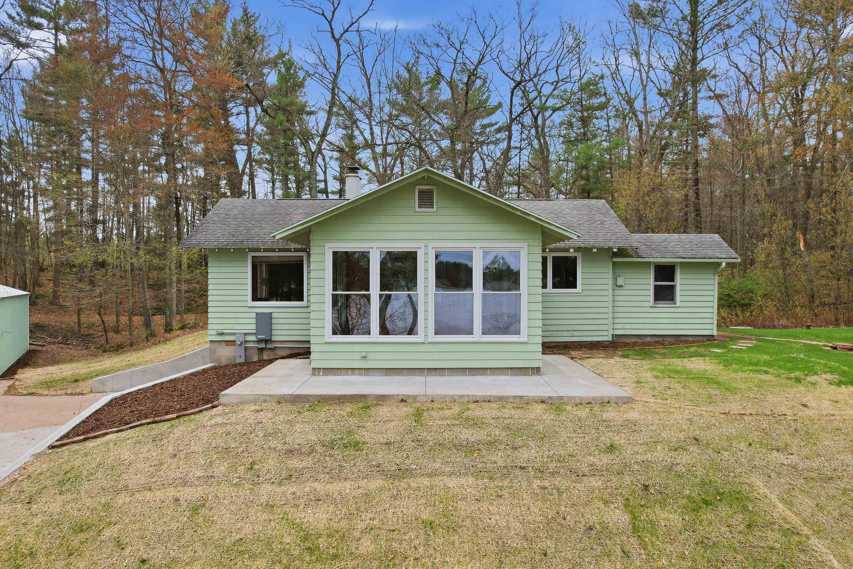 E1875 DOEDE LANE, Iola, Wisconsin 54945, 3 Bedrooms Bedrooms, ,2 BathroomsBathrooms,Residential,For Sale,E1875 DOEDE LANE,22601717