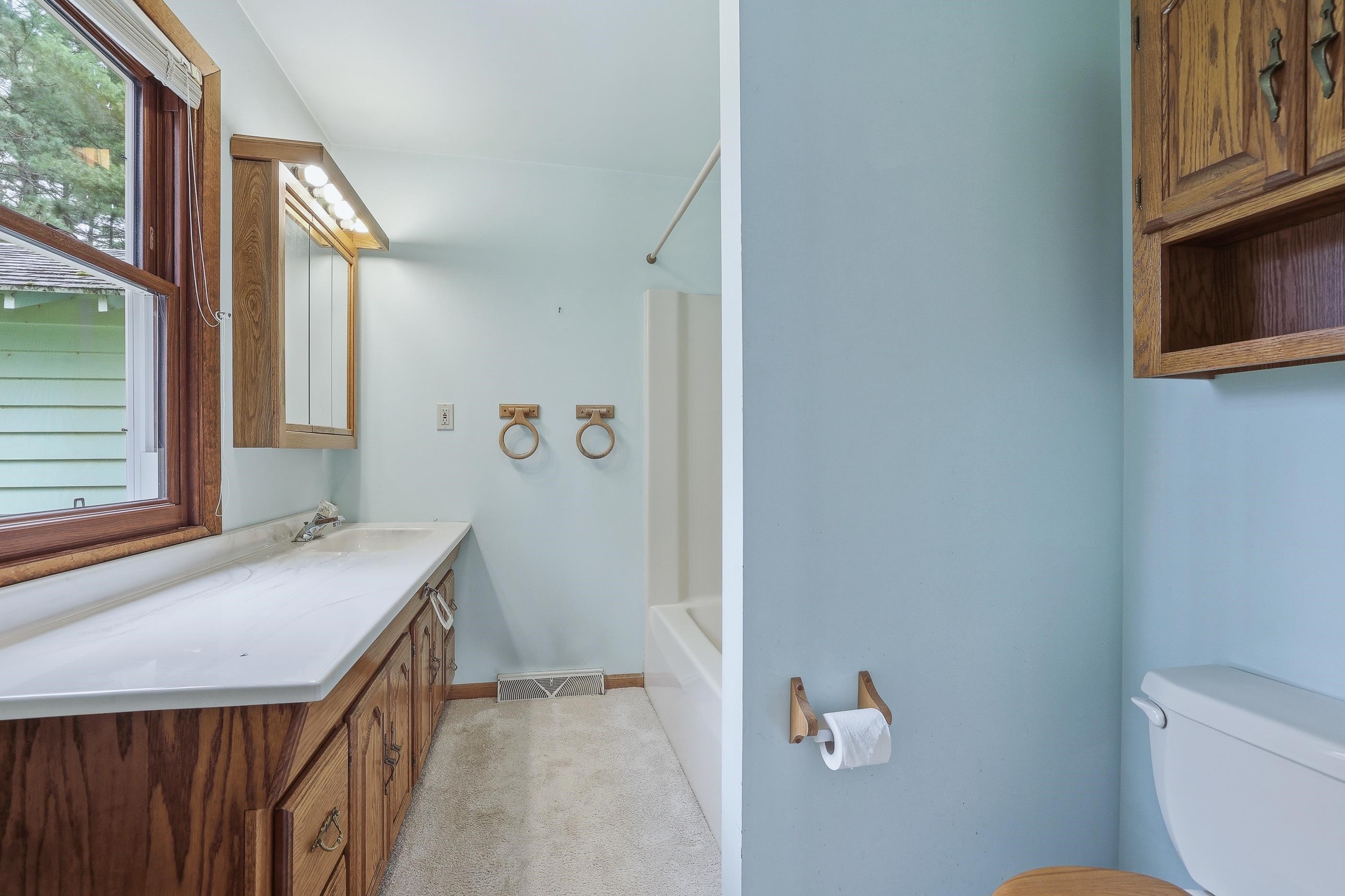 E1875 DOEDE LANE, Iola, Wisconsin 54945, 3 Bedrooms Bedrooms, ,2 BathroomsBathrooms,Residential,For Sale,E1875 DOEDE LANE,22601717