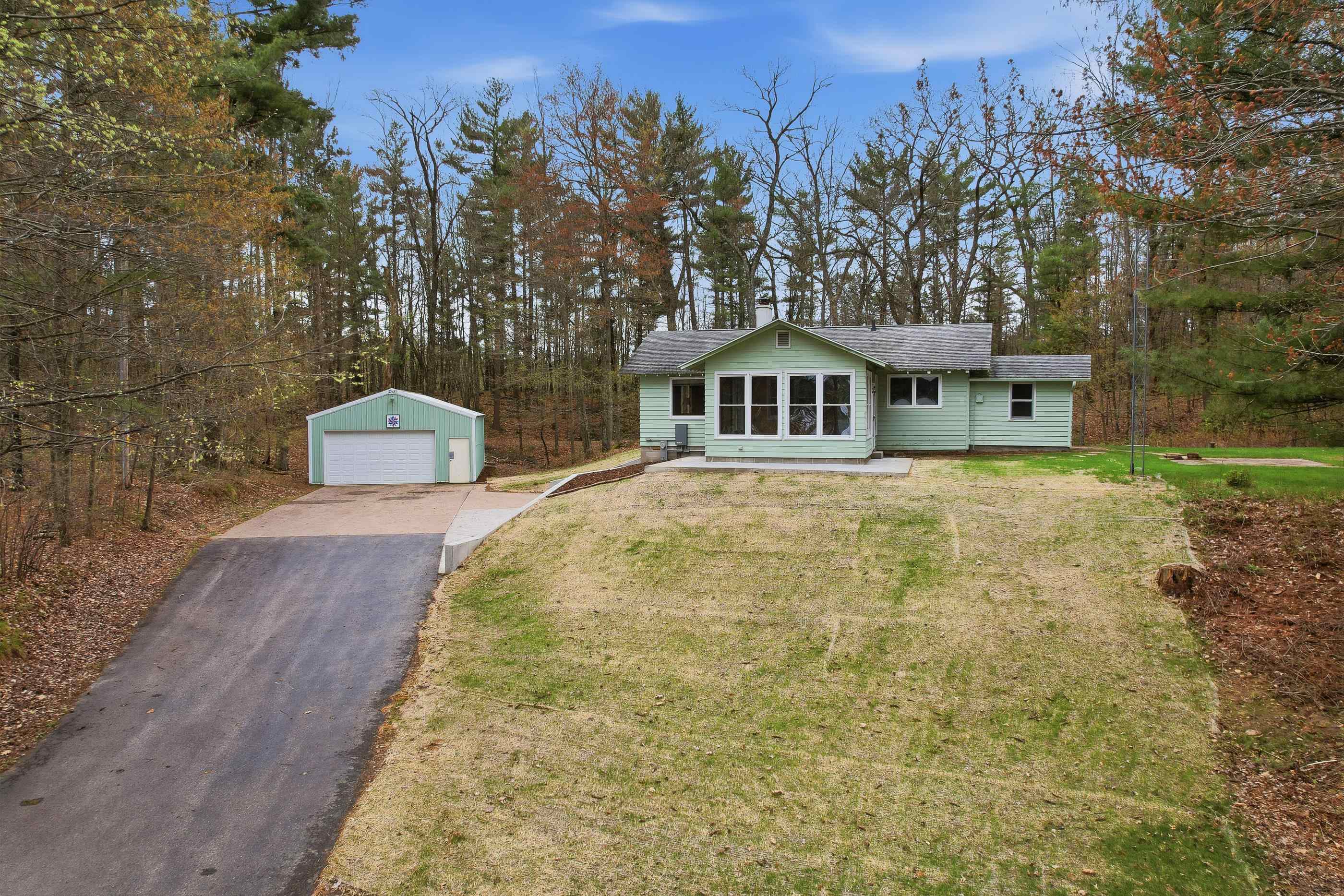 E1875 DOEDE LANE, Iola, Wisconsin 54945, 3 Bedrooms Bedrooms, ,2 BathroomsBathrooms,Residential,For Sale,E1875 DOEDE LANE,22601717