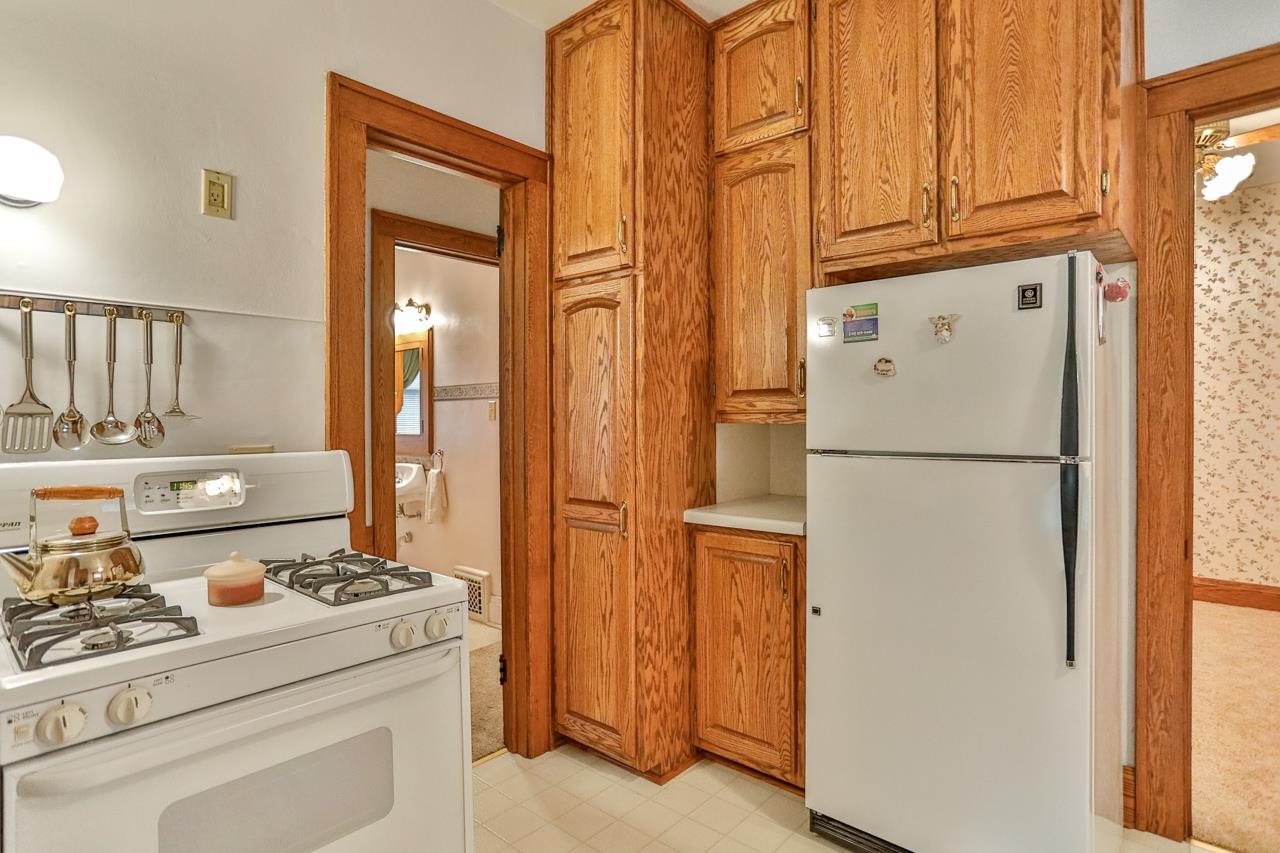 826 PARK AVENUE, Wausau, Wisconsin 54403, 3 Bedrooms Bedrooms, ,1 BathroomBathrooms,Residential,For Sale,826 PARK AVENUE,22601718