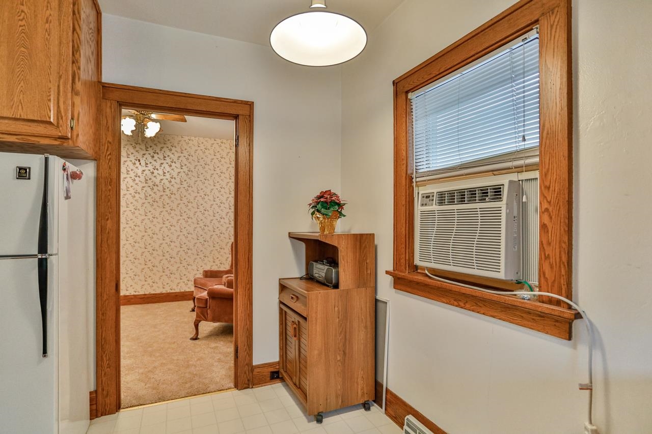 826 PARK AVENUE, Wausau, Wisconsin 54403, 3 Bedrooms Bedrooms, ,1 BathroomBathrooms,Residential,For Sale,826 PARK AVENUE,22601718