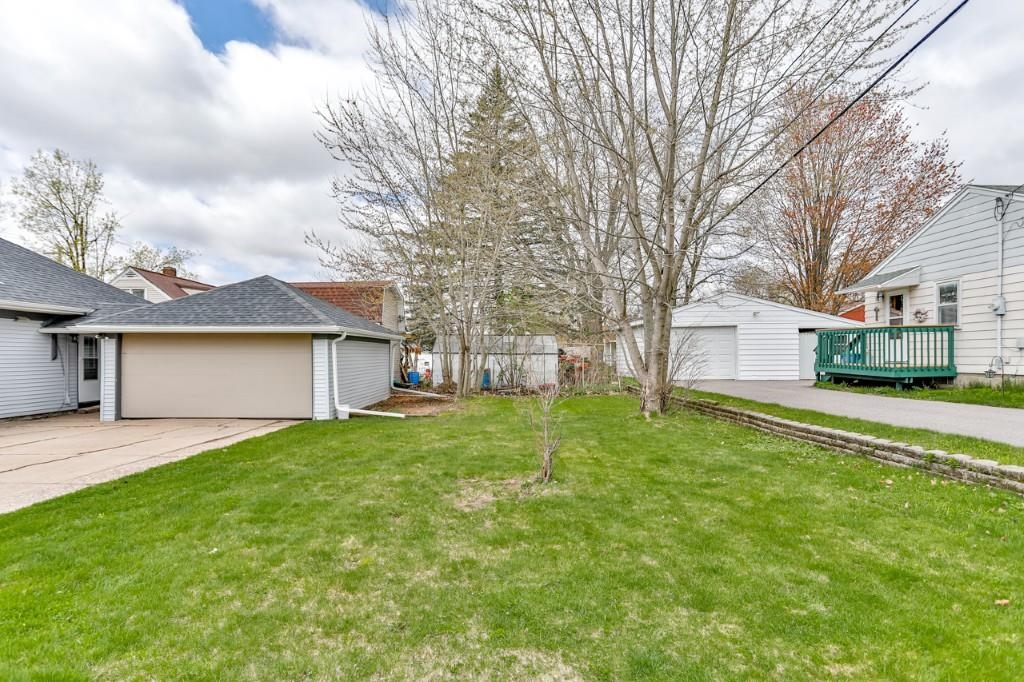 828 E WAUSAU AVENUE, Wausau, Wisconsin 54403, 3 Bedrooms Bedrooms, ,1 BathroomBathrooms,Residential,For Sale,828 E WAUSAU AVENUE,22601723
