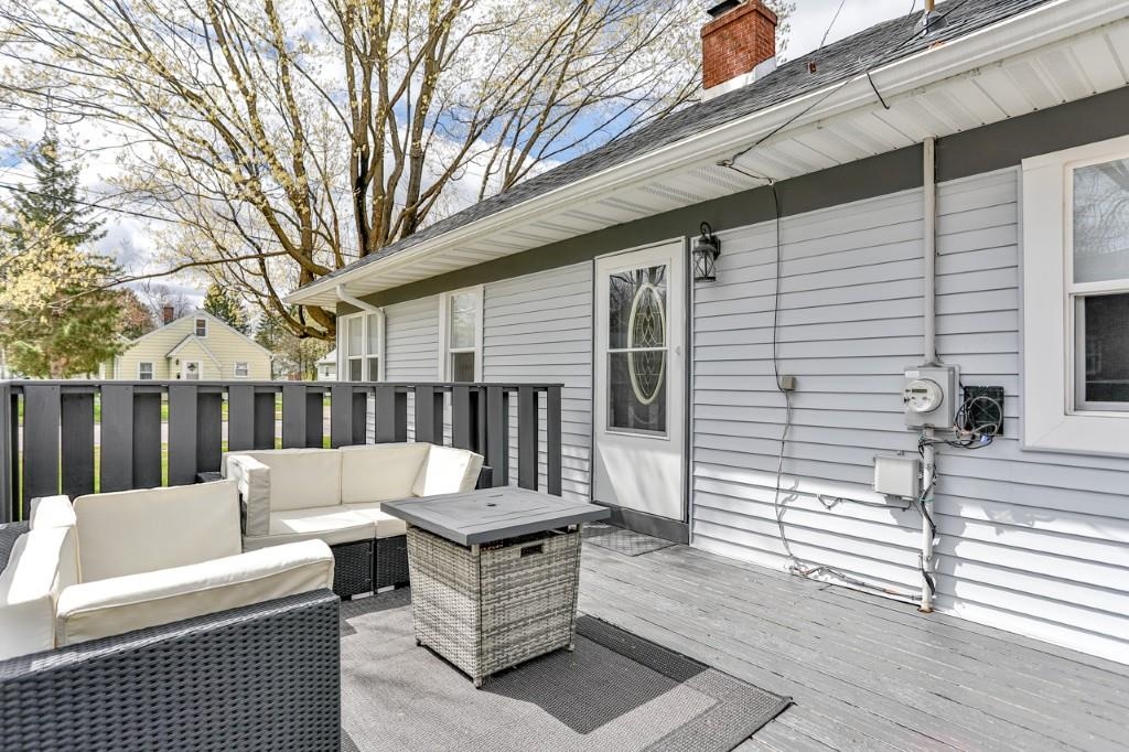 828 E WAUSAU AVENUE, Wausau, Wisconsin 54403, 3 Bedrooms Bedrooms, ,1 BathroomBathrooms,Residential,For Sale,828 E WAUSAU AVENUE,22601723
