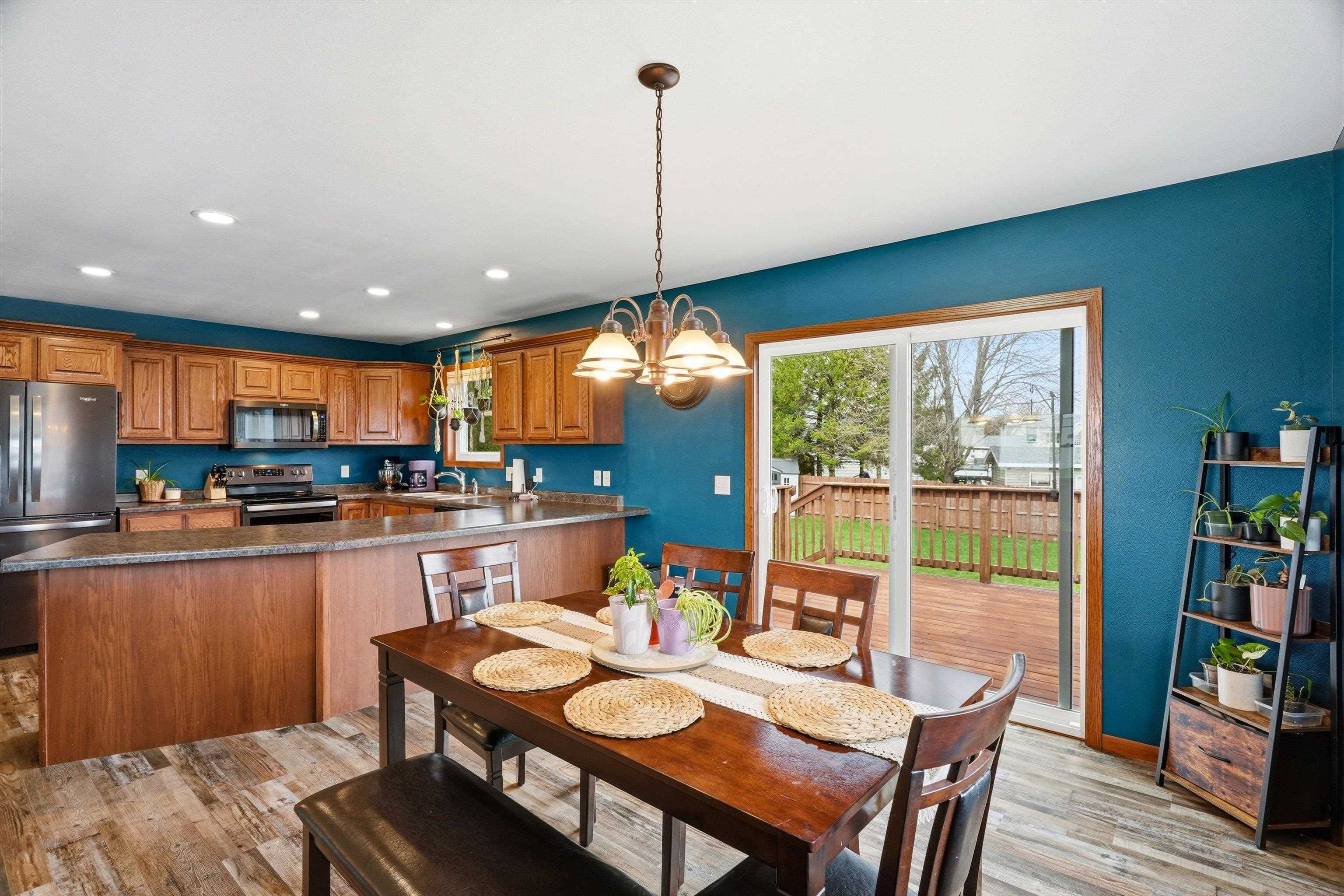 305 W 29TH STREET, Marshfield, Wisconsin 54449, 4 Bedrooms Bedrooms, ,2 BathroomsBathrooms,Residential,For Sale,305 W 29TH STREET,22601727