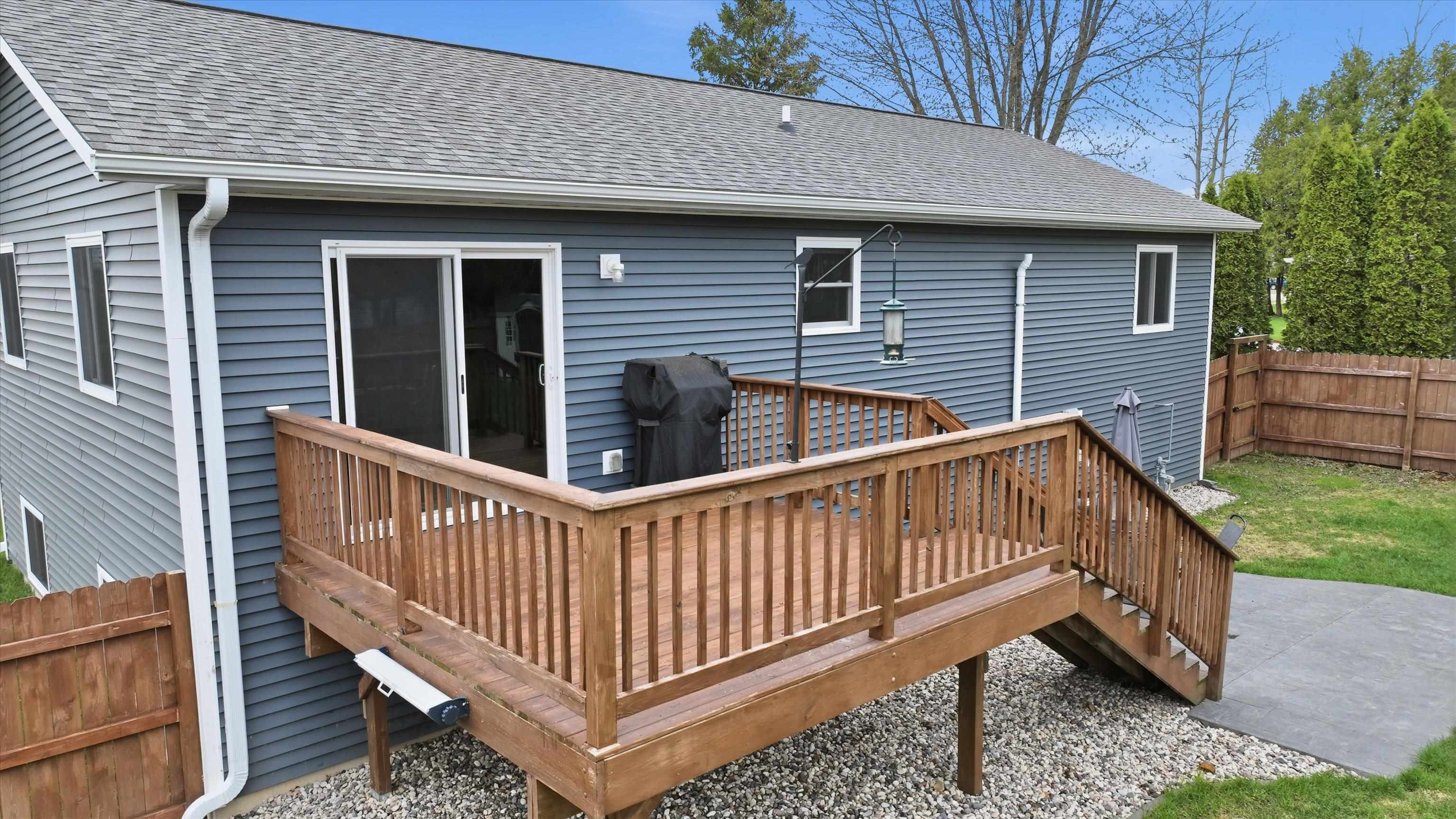 305 W 29TH STREET, Marshfield, Wisconsin 54449, 4 Bedrooms Bedrooms, ,2 BathroomsBathrooms,Residential,For Sale,305 W 29TH STREET,22601727