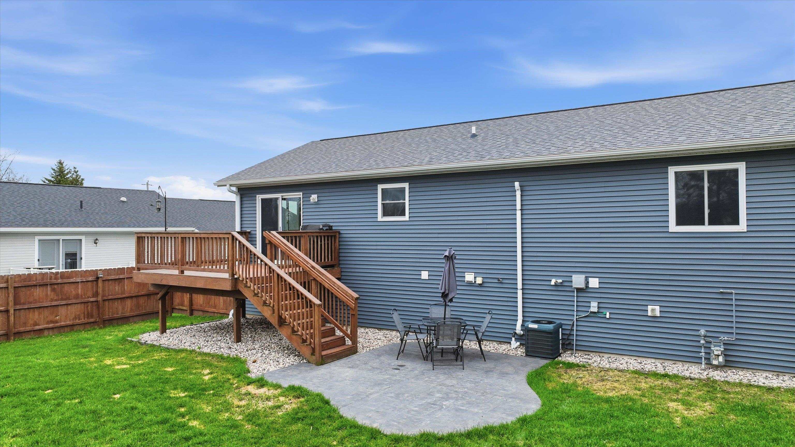 305 W 29TH STREET, Marshfield, Wisconsin 54449, 4 Bedrooms Bedrooms, ,2 BathroomsBathrooms,Residential,For Sale,305 W 29TH STREET,22601727