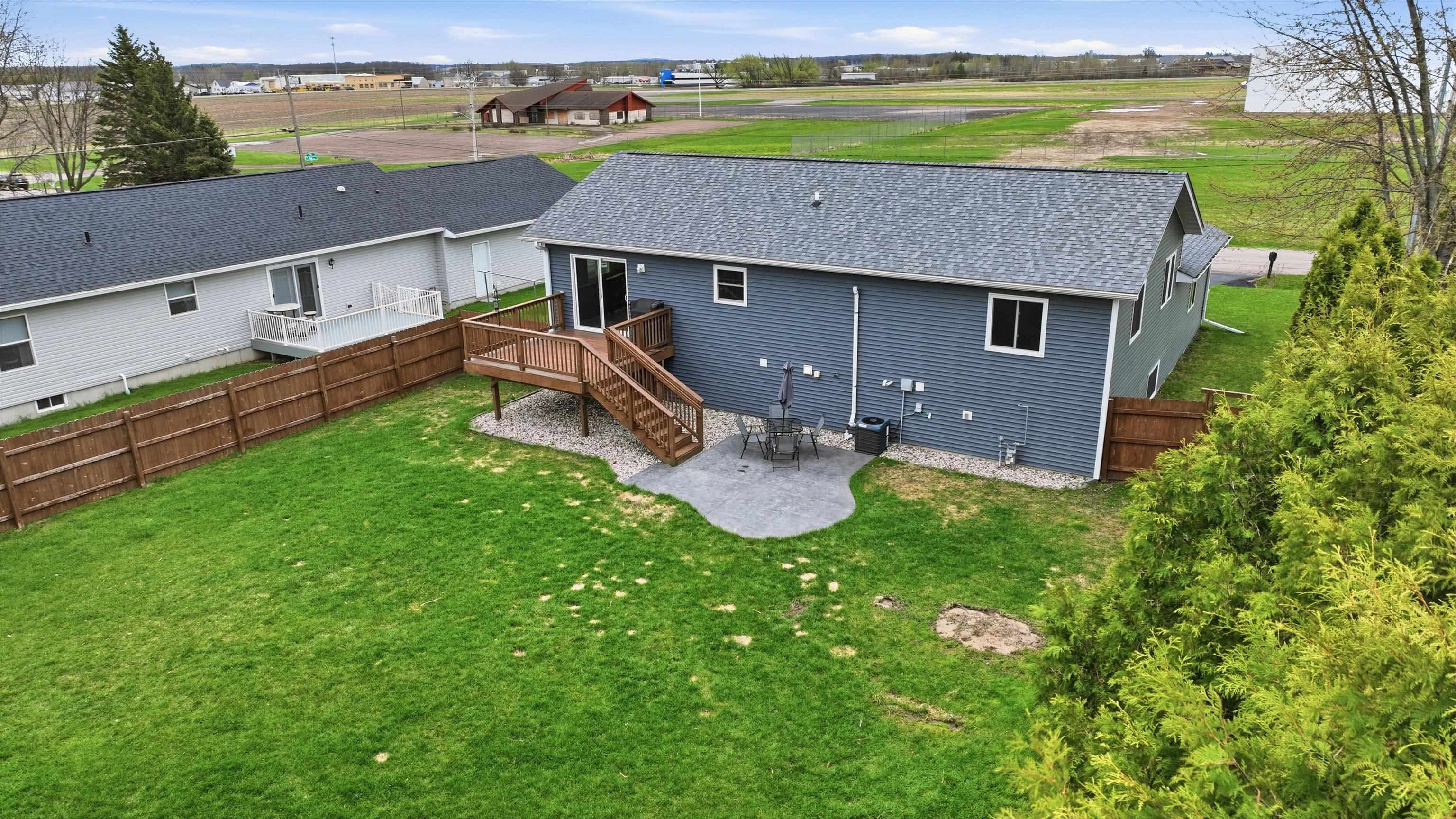 305 W 29TH STREET, Marshfield, Wisconsin 54449, 4 Bedrooms Bedrooms, ,2 BathroomsBathrooms,Residential,For Sale,305 W 29TH STREET,22601727