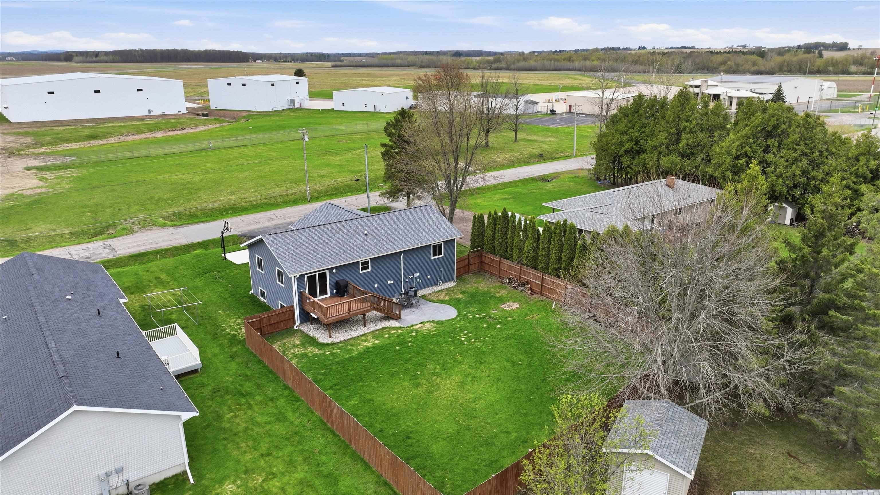 305 W 29TH STREET, Marshfield, Wisconsin 54449, 4 Bedrooms Bedrooms, ,2 BathroomsBathrooms,Residential,For Sale,305 W 29TH STREET,22601727
