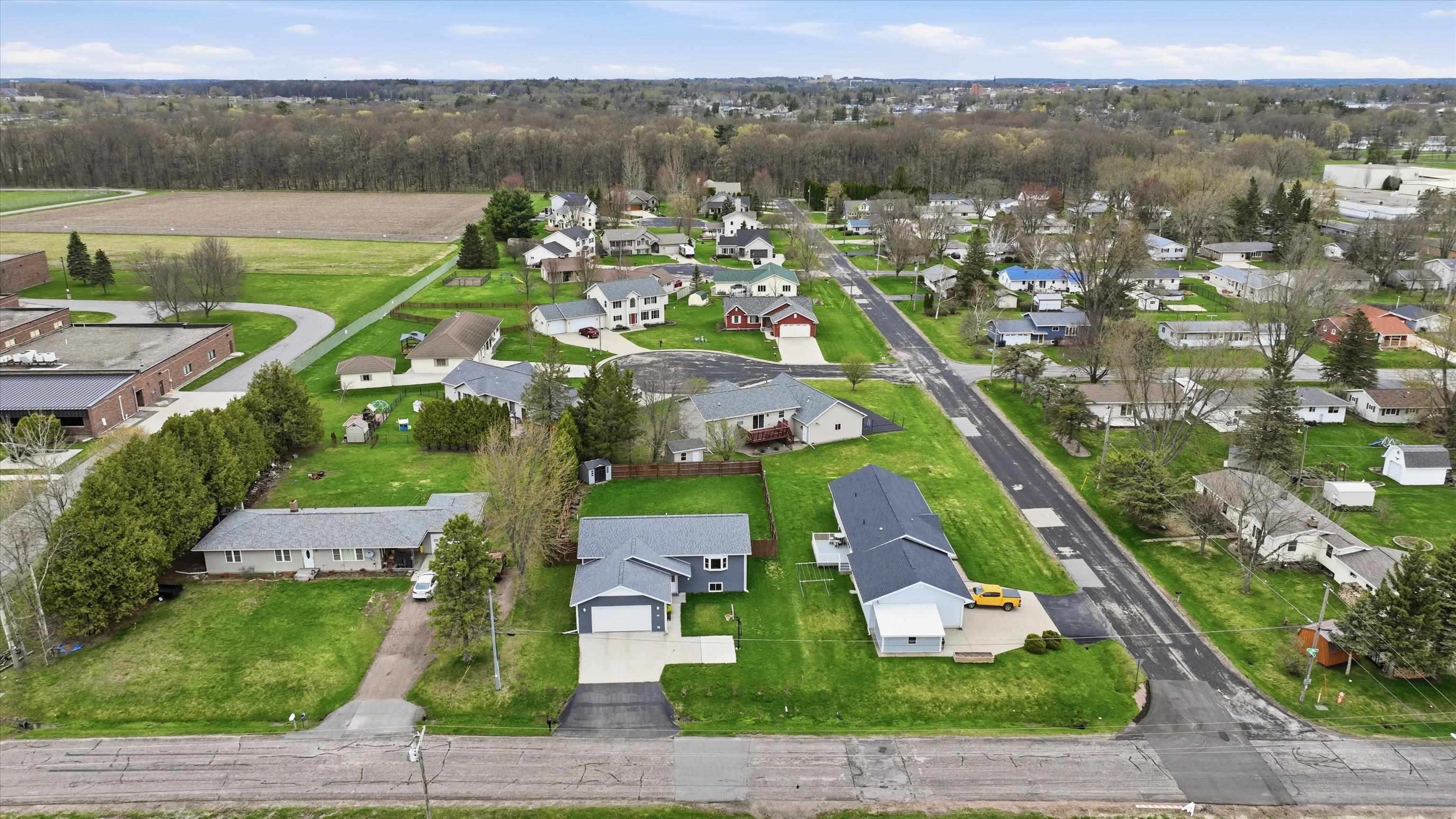 305 W 29TH STREET, Marshfield, Wisconsin 54449, 4 Bedrooms Bedrooms, ,2 BathroomsBathrooms,Residential,For Sale,305 W 29TH STREET,22601727