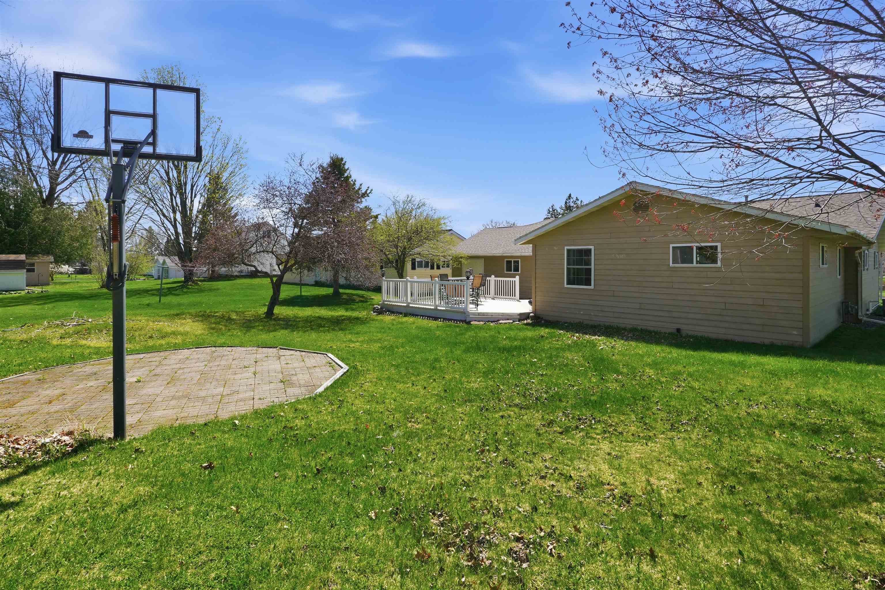 634 N SHATTUCK STREET, Medford, Wisconsin 54451, 3 Bedrooms Bedrooms, ,2 BathroomsBathrooms,Residential,For Sale,634 N SHATTUCK STREET,22601728