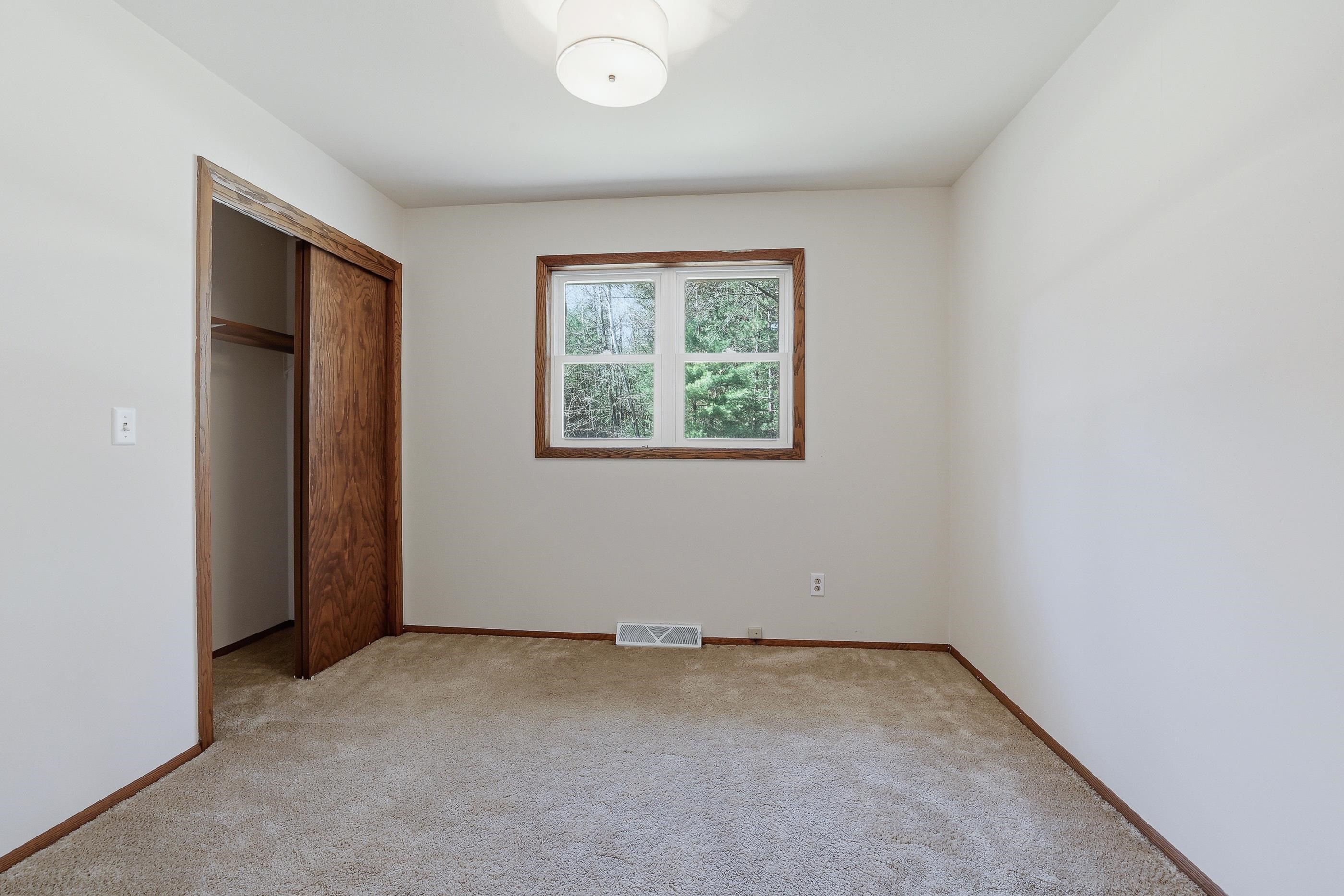 1835 EDGEWOOD LANE, Stevens Point, Wisconsin 54482, 3 Bedrooms Bedrooms, ,1 BathroomBathrooms,Residential,For Sale,1835 EDGEWOOD LANE,22601729