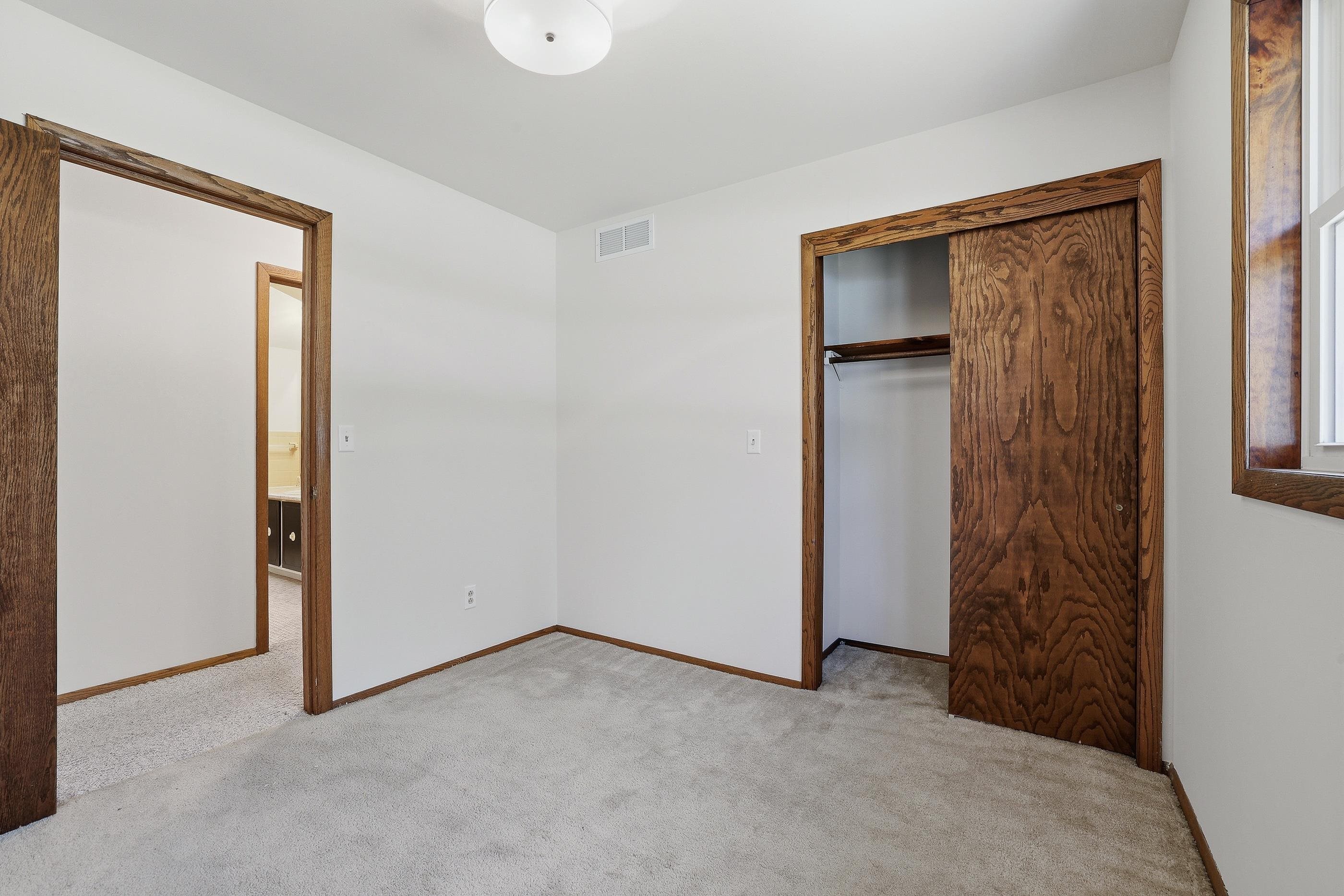 1835 EDGEWOOD LANE, Stevens Point, Wisconsin 54482, 3 Bedrooms Bedrooms, ,1 BathroomBathrooms,Residential,For Sale,1835 EDGEWOOD LANE,22601729