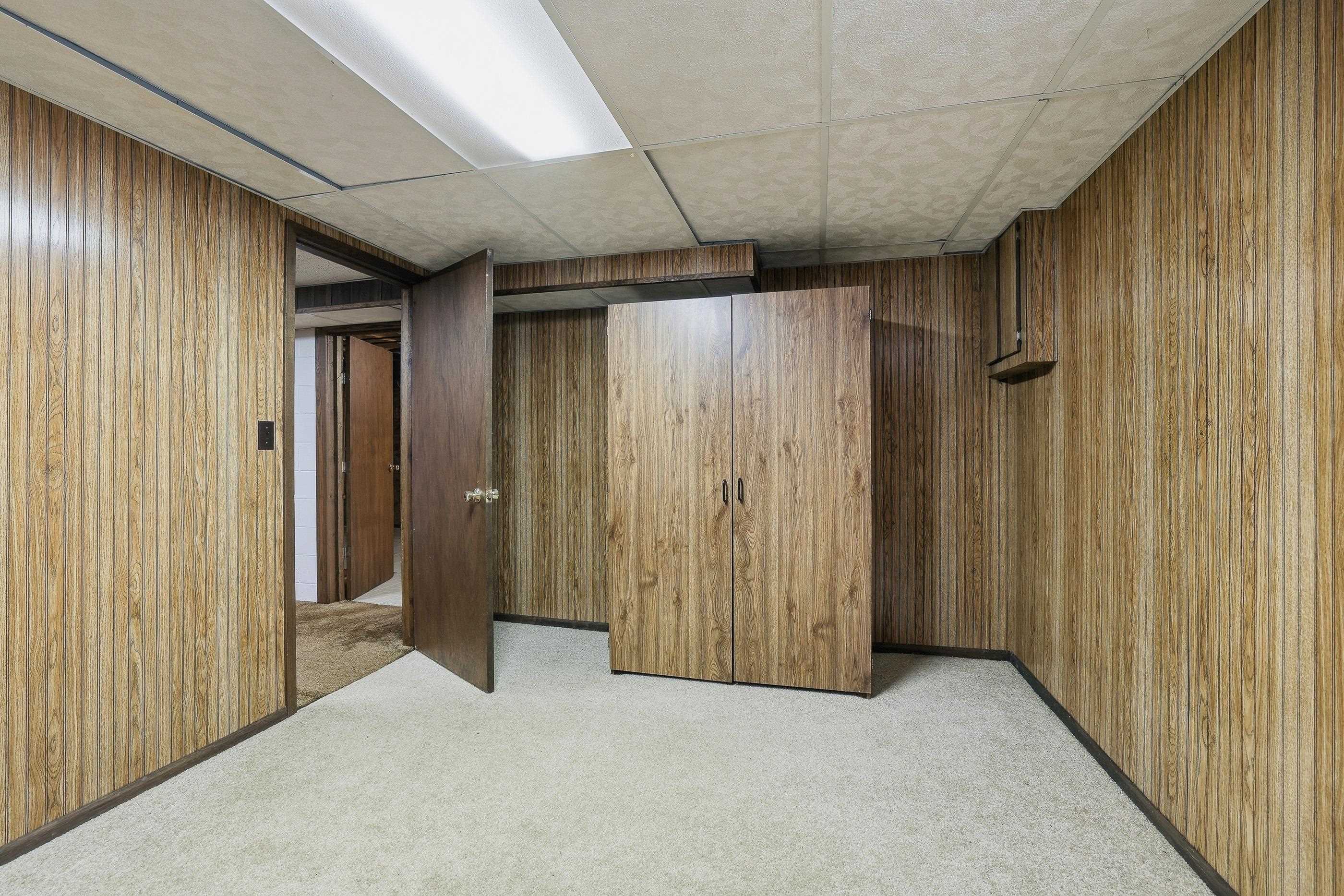 1835 EDGEWOOD LANE, Stevens Point, Wisconsin 54482, 3 Bedrooms Bedrooms, ,1 BathroomBathrooms,Residential,For Sale,1835 EDGEWOOD LANE,22601729