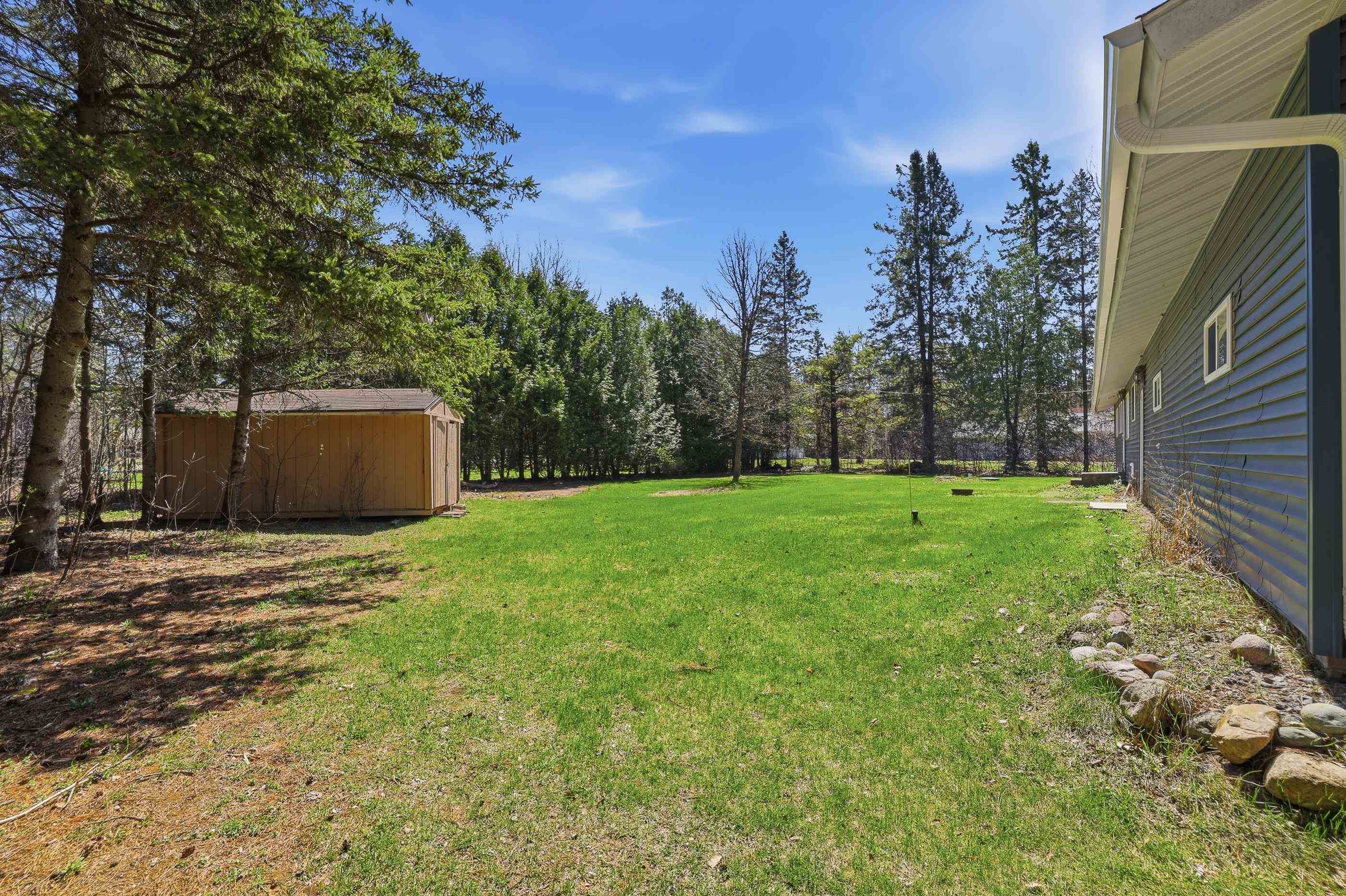 1835 EDGEWOOD LANE, Stevens Point, Wisconsin 54482, 3 Bedrooms Bedrooms, ,1 BathroomBathrooms,Residential,For Sale,1835 EDGEWOOD LANE,22601729