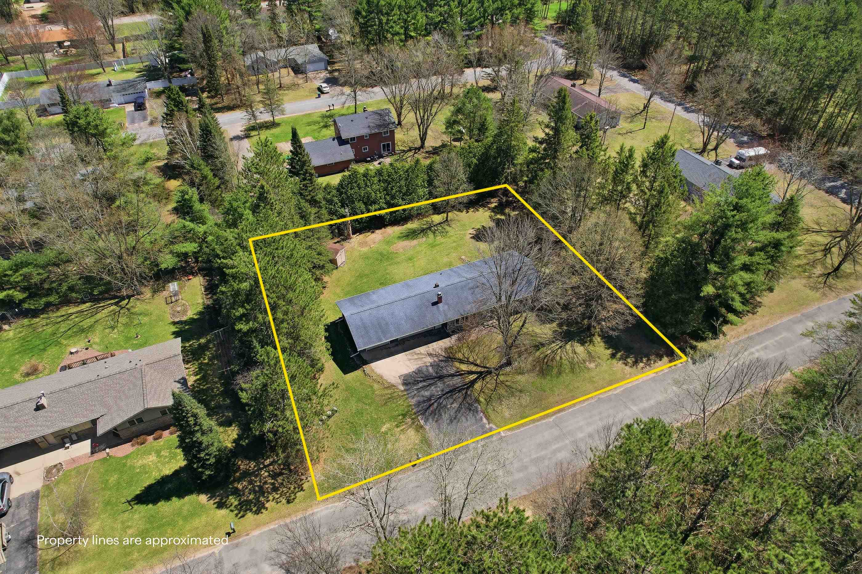1835 EDGEWOOD LANE, Stevens Point, Wisconsin 54482, 3 Bedrooms Bedrooms, ,1 BathroomBathrooms,Residential,For Sale,1835 EDGEWOOD LANE,22601729