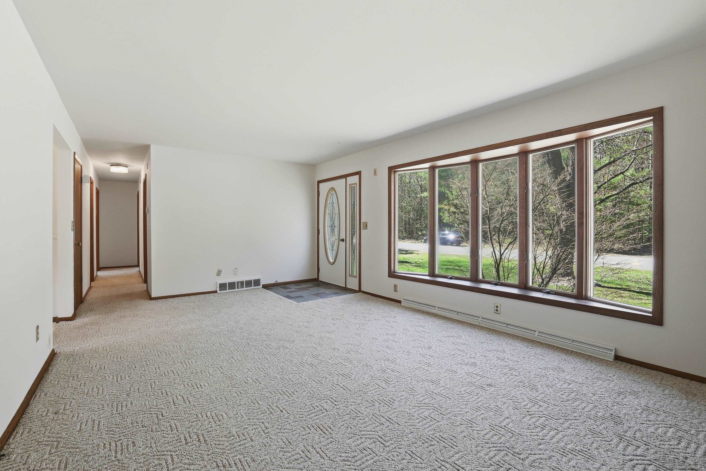 1835 EDGEWOOD LANE, Stevens Point, Wisconsin 54482, 3 Bedrooms Bedrooms, ,1 BathroomBathrooms,Residential,For Sale,1835 EDGEWOOD LANE,22601729