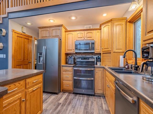 1010 ADAMS STREET, Merrill, Wisconsin 54452, 3 Bedrooms Bedrooms, ,2 BathroomsBathrooms,Residential,For Sale,1010 ADAMS STREET,22601731