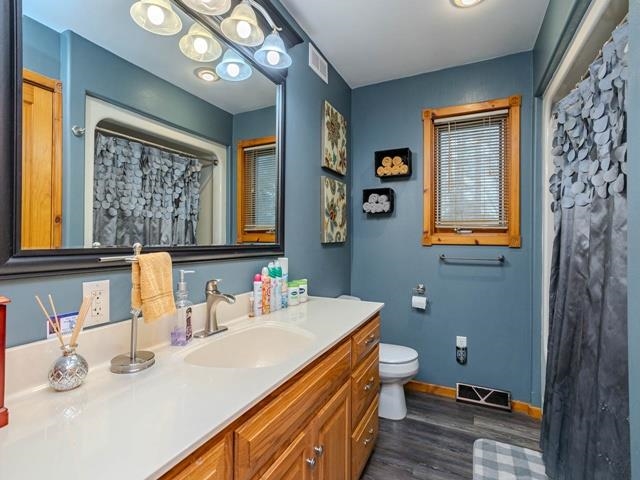 1010 ADAMS STREET, Merrill, Wisconsin 54452, 3 Bedrooms Bedrooms, ,2 BathroomsBathrooms,Residential,For Sale,1010 ADAMS STREET,22601731
