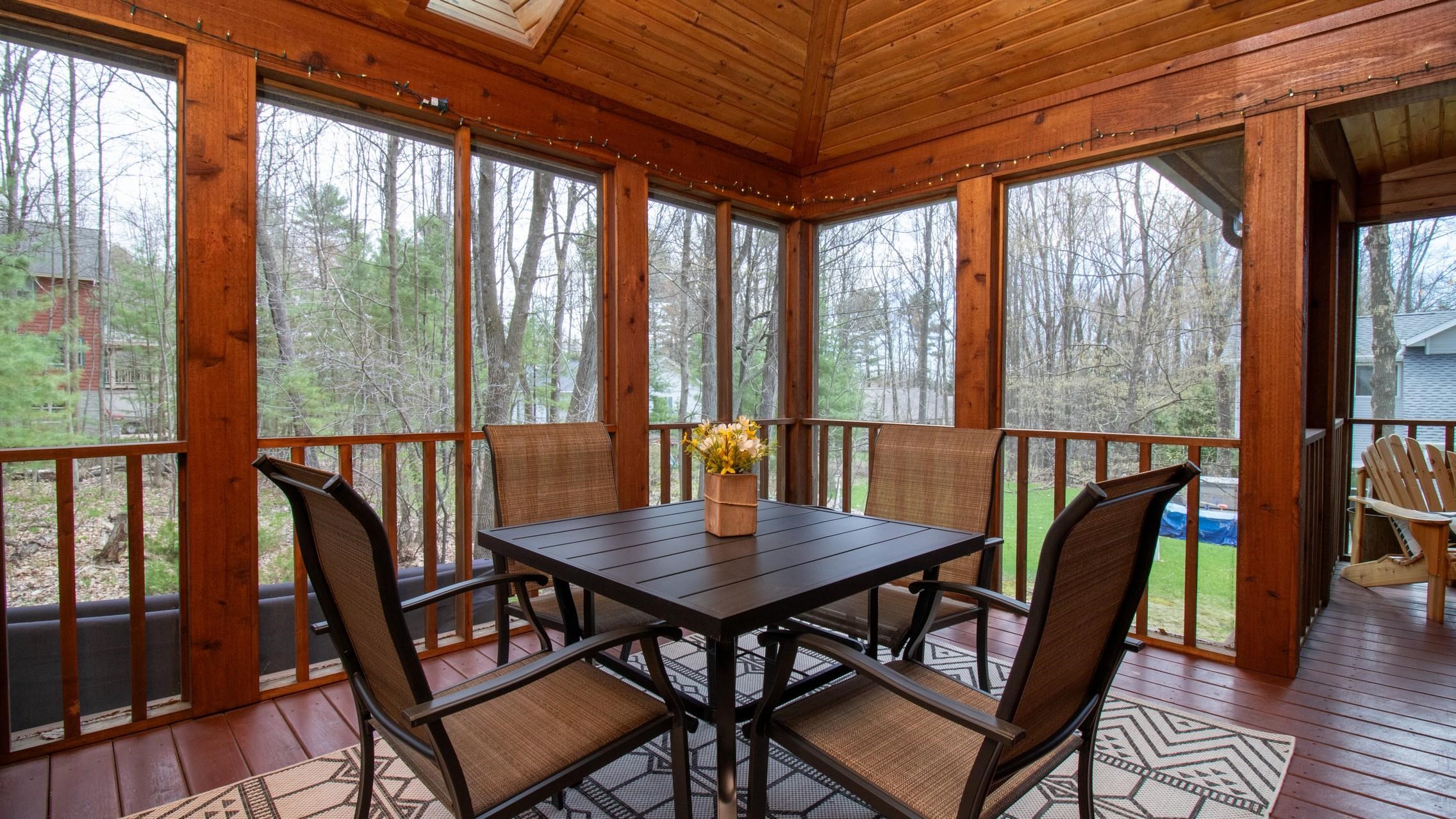 113 S EMERALD DRIVE, Wausau, Wisconsin 54401, 4 Bedrooms Bedrooms, ,3 BathroomsBathrooms,Residential,For Sale,113 S EMERALD DRIVE,22601735
