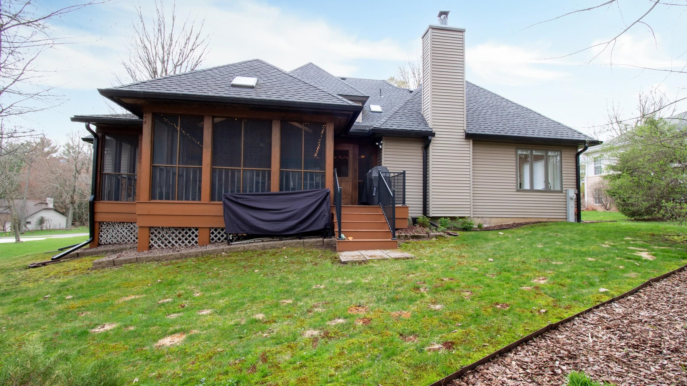 113 S EMERALD DRIVE, Wausau, Wisconsin 54401, 4 Bedrooms Bedrooms, ,3 BathroomsBathrooms,Residential,For Sale,113 S EMERALD DRIVE,22601735