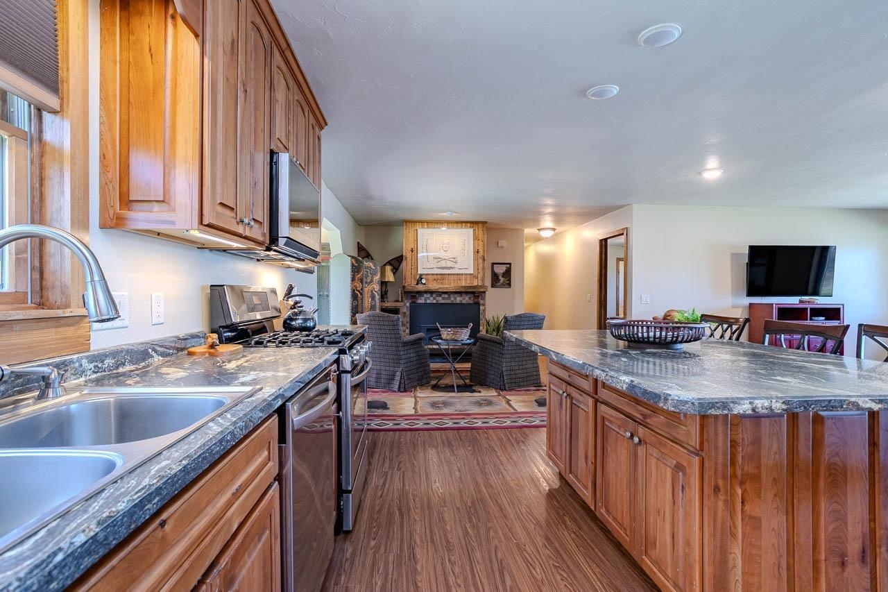 N11975 CTH Y, Tomahawk, Wisconsin 54487, 2 Bedrooms Bedrooms, ,2 BathroomsBathrooms,Residential,For Sale,N11975 CTH Y,22601736