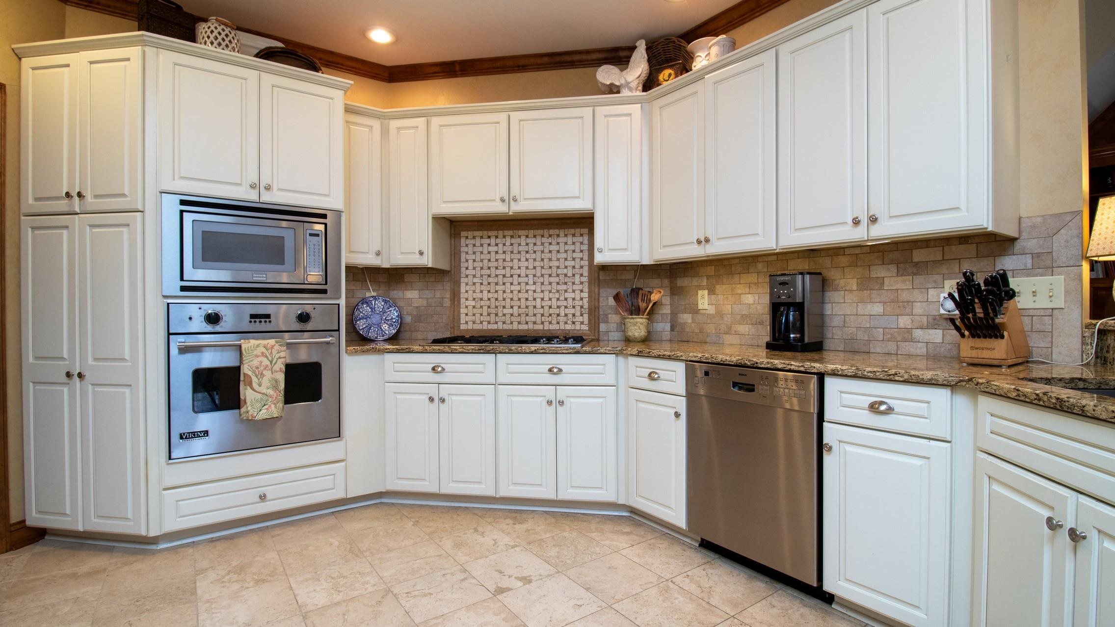 1706 TALL OAKS DRIVE, Wausau, Wisconsin 54403, 4 Bedrooms Bedrooms, ,4 BathroomsBathrooms,Residential,For Sale,1706 TALL OAKS DRIVE,22601739