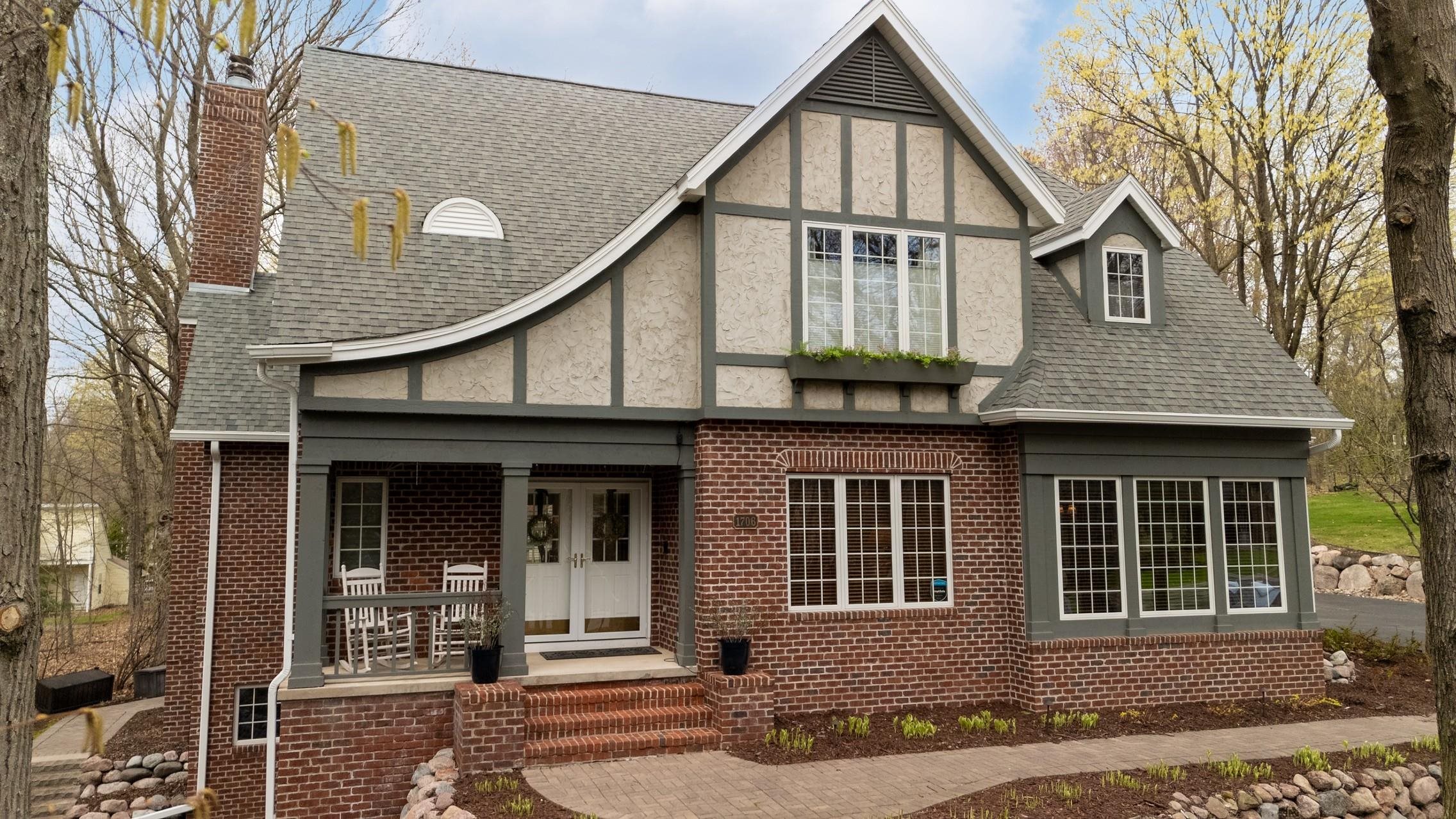 1706 TALL OAKS DRIVE, Wausau, Wisconsin 54403, 4 Bedrooms Bedrooms, ,4 BathroomsBathrooms,Residential,For Sale,1706 TALL OAKS DRIVE,22601739