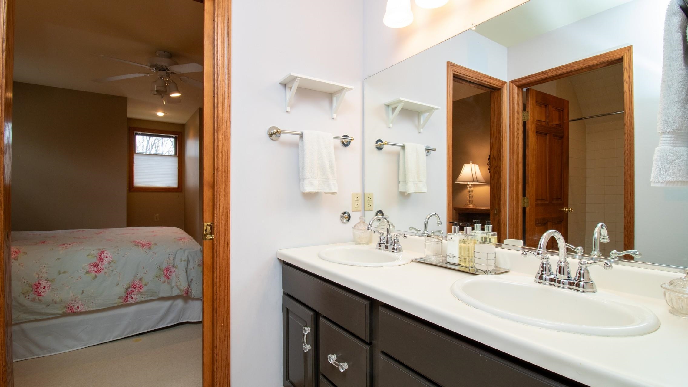 1706 TALL OAKS DRIVE, Wausau, Wisconsin 54403, 4 Bedrooms Bedrooms, ,4 BathroomsBathrooms,Residential,For Sale,1706 TALL OAKS DRIVE,22601739