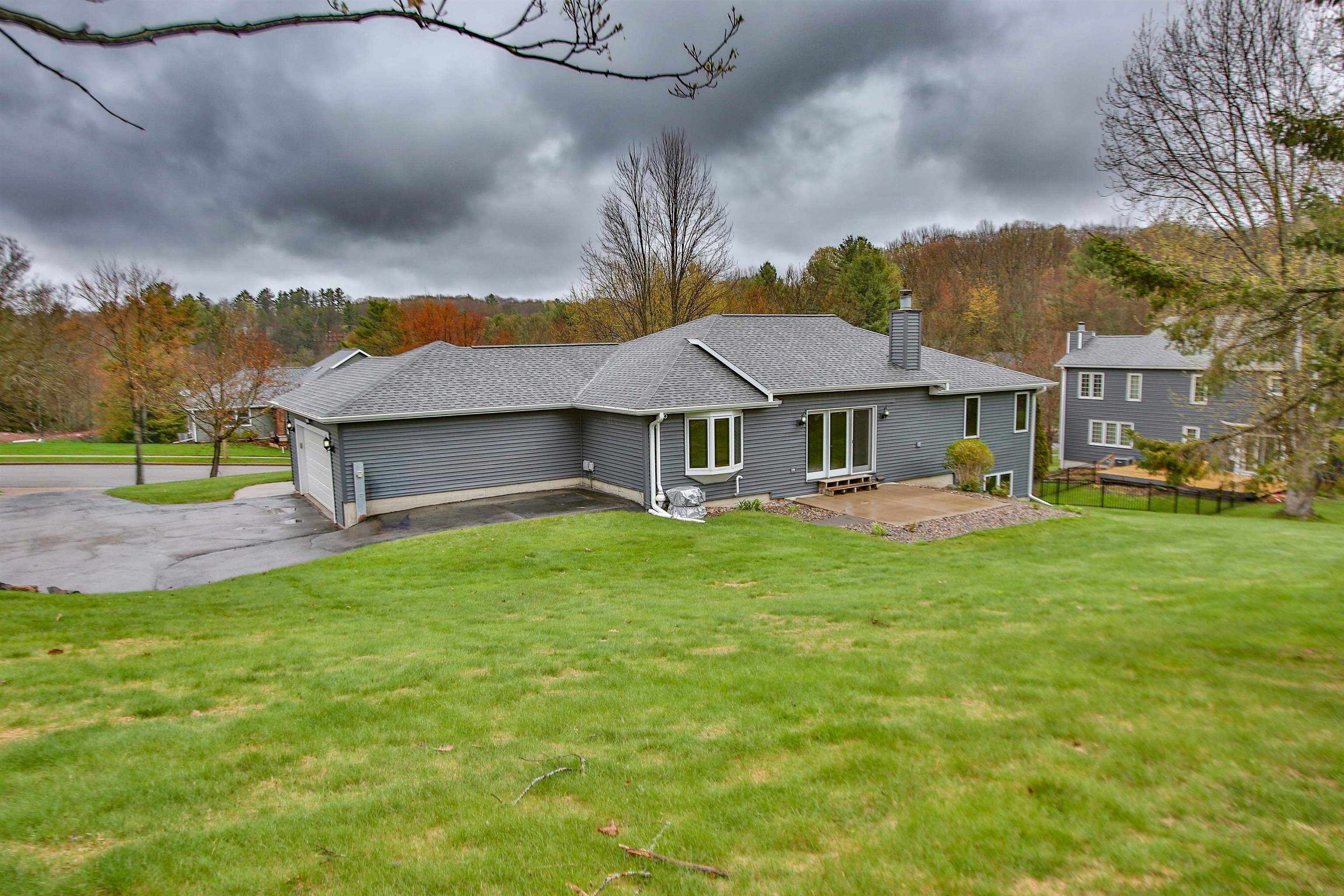1515 WOODLAWN ROAD, Wausau, Wisconsin 54403, 4 Bedrooms Bedrooms, ,3 BathroomsBathrooms,Residential,For Sale,1515 WOODLAWN ROAD,22601742