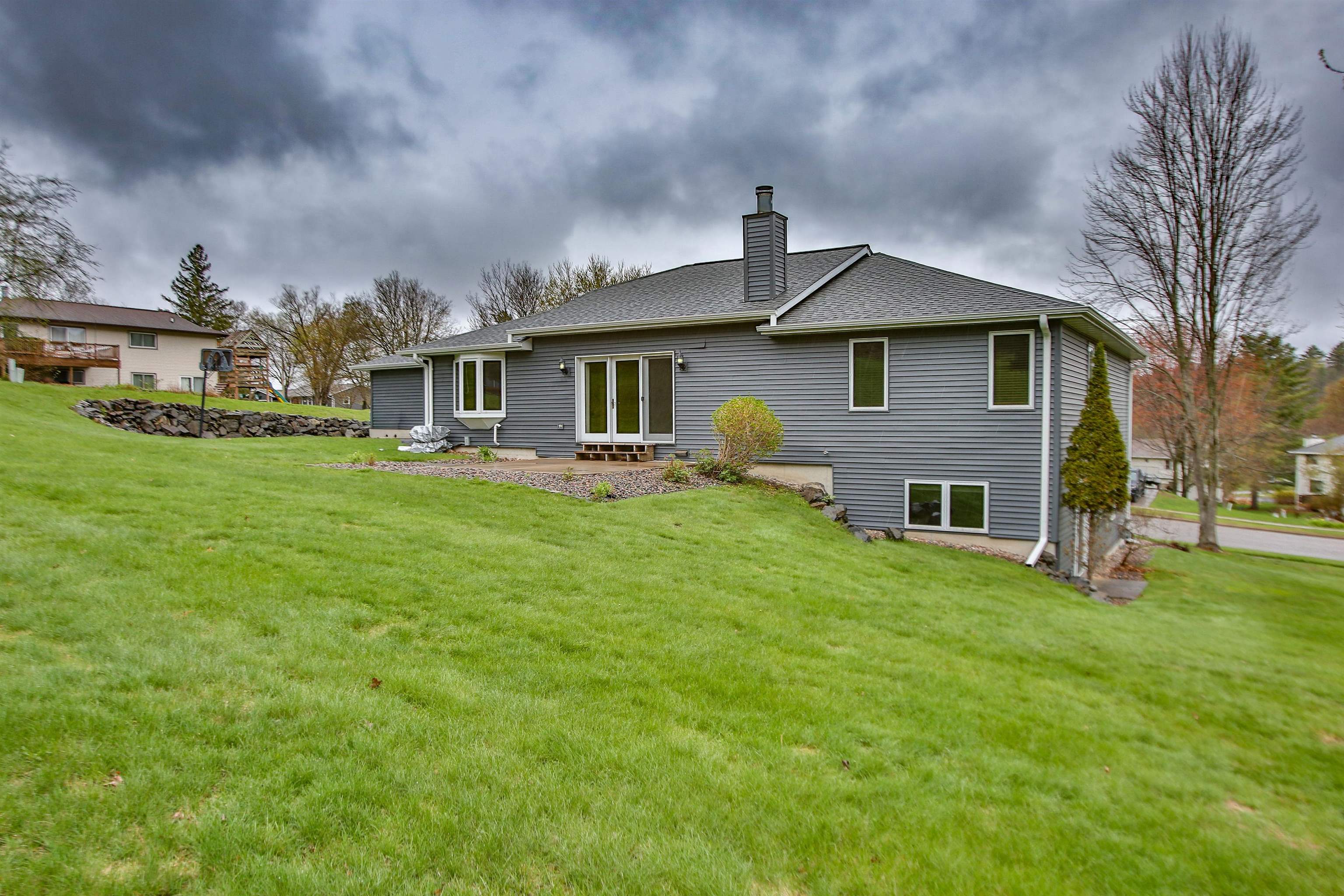1515 WOODLAWN ROAD, Wausau, Wisconsin 54403, 4 Bedrooms Bedrooms, ,3 BathroomsBathrooms,Residential,For Sale,1515 WOODLAWN ROAD,22601742