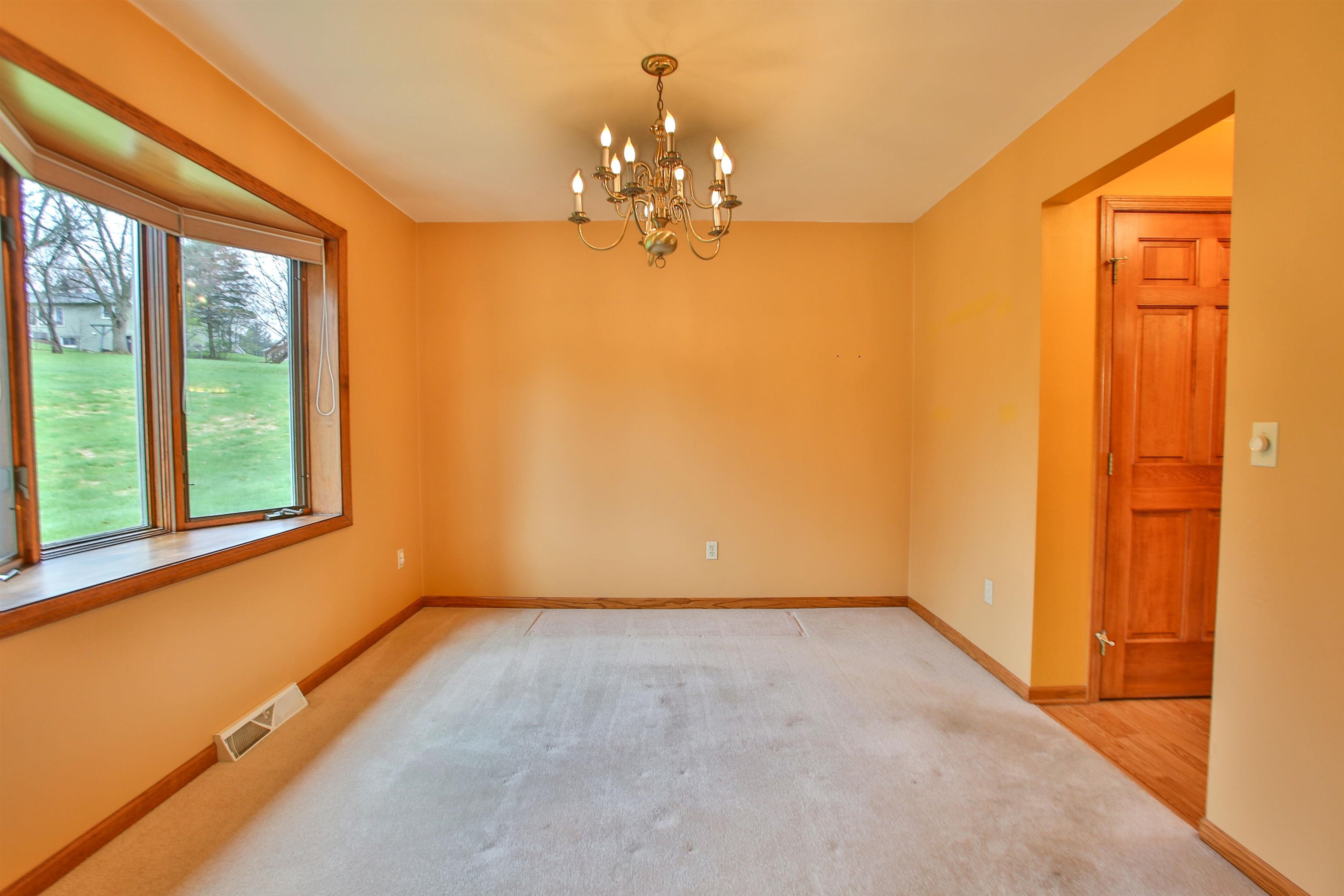 1515 WOODLAWN ROAD, Wausau, Wisconsin 54403, 4 Bedrooms Bedrooms, ,3 BathroomsBathrooms,Residential,For Sale,1515 WOODLAWN ROAD,22601742